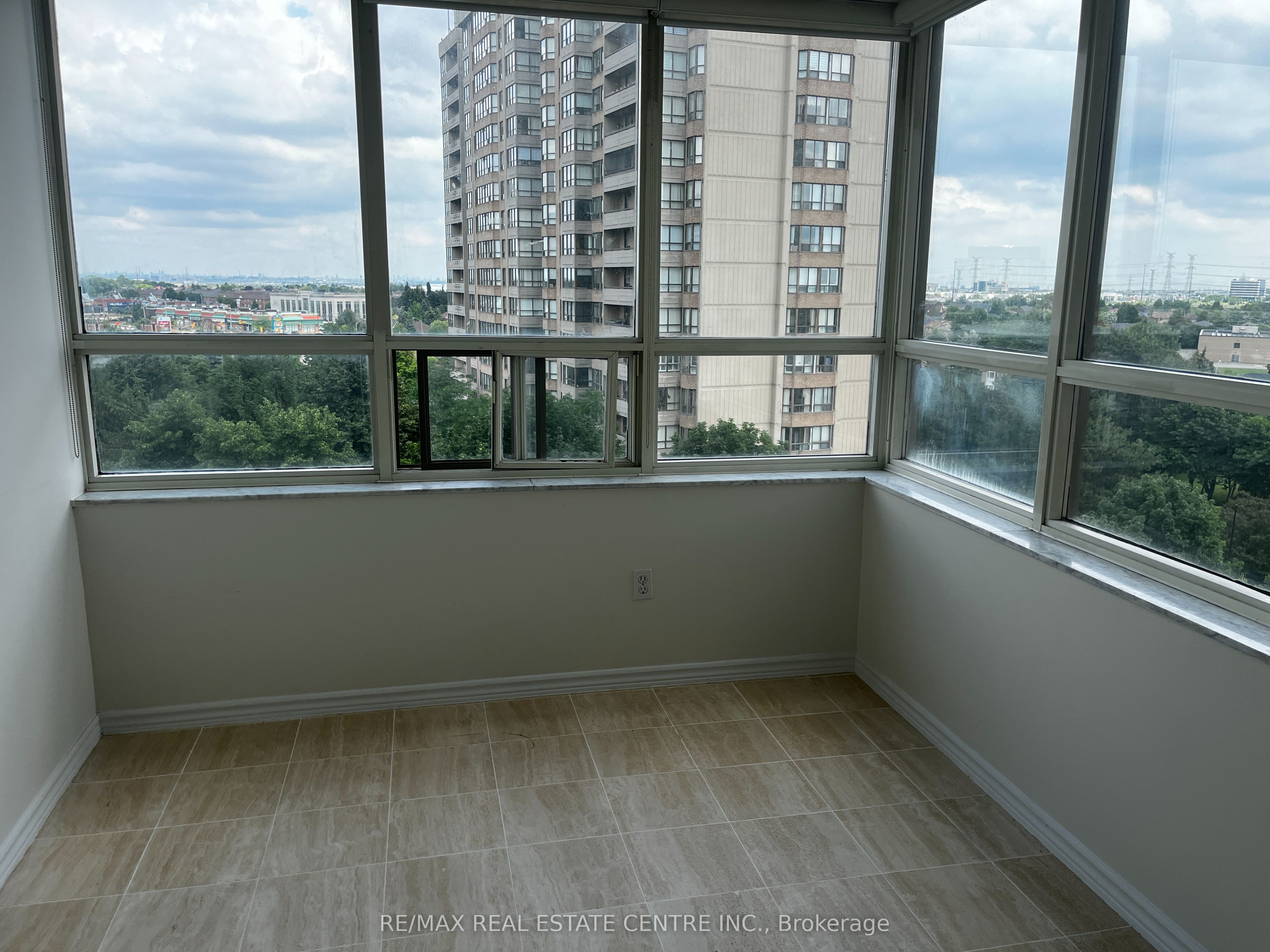 30 Malta Avenue E 802 Property Photo 14