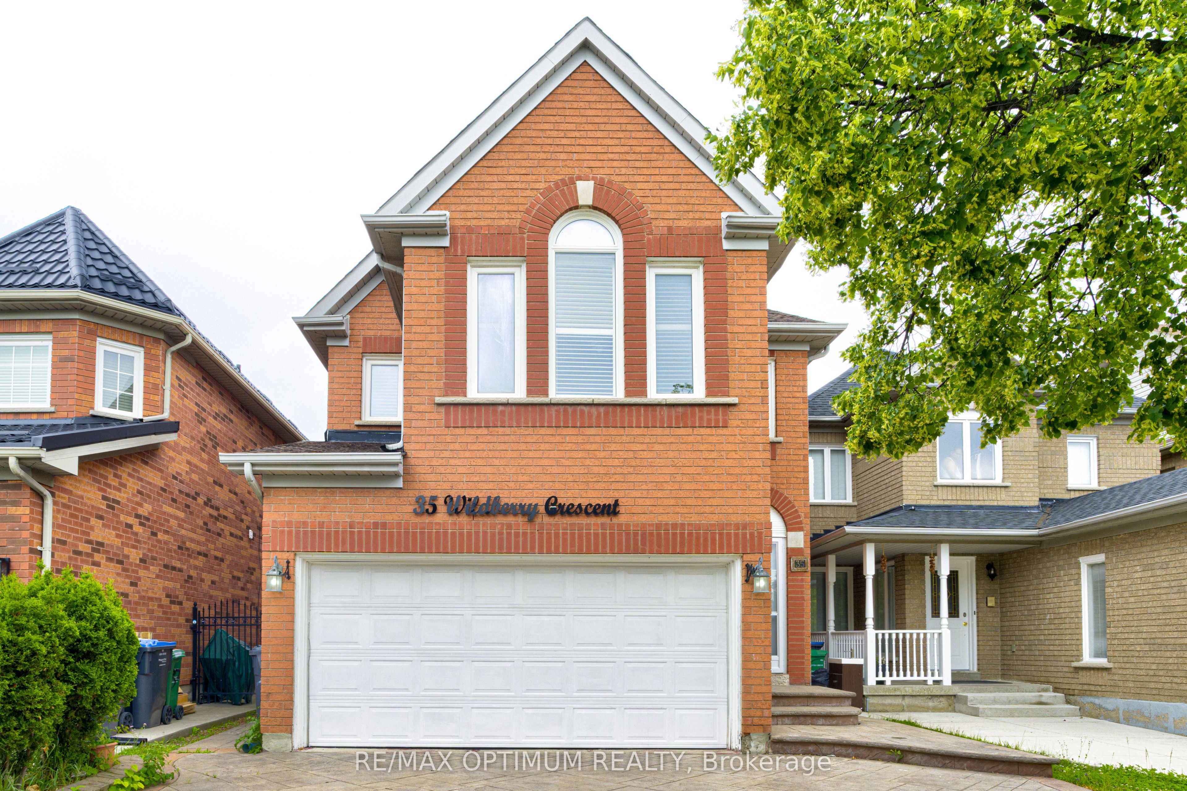 35 Wildberry Crescent Property Photo 1