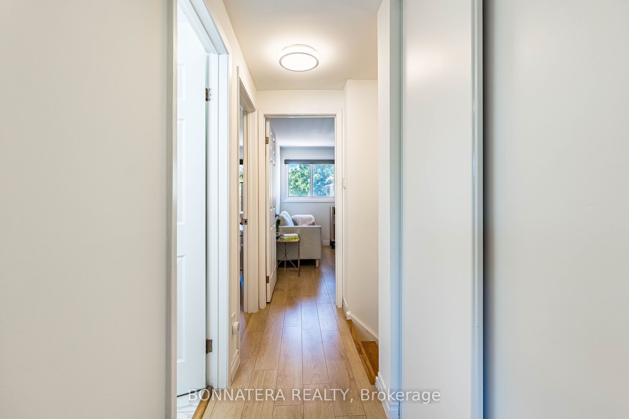 2097 Marine Drive Property Photo 28