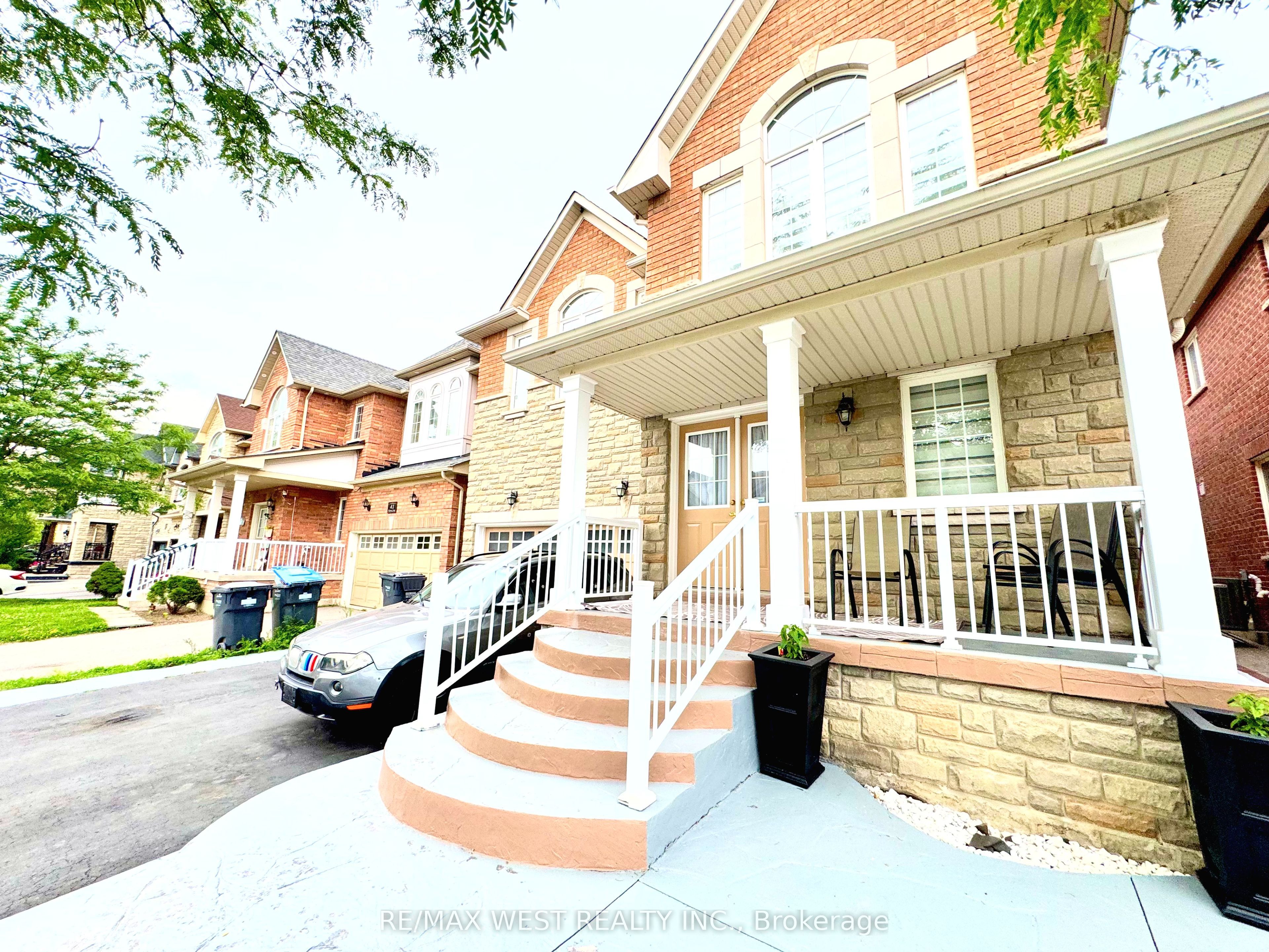 43 Tatra Crescent Property Photo 3