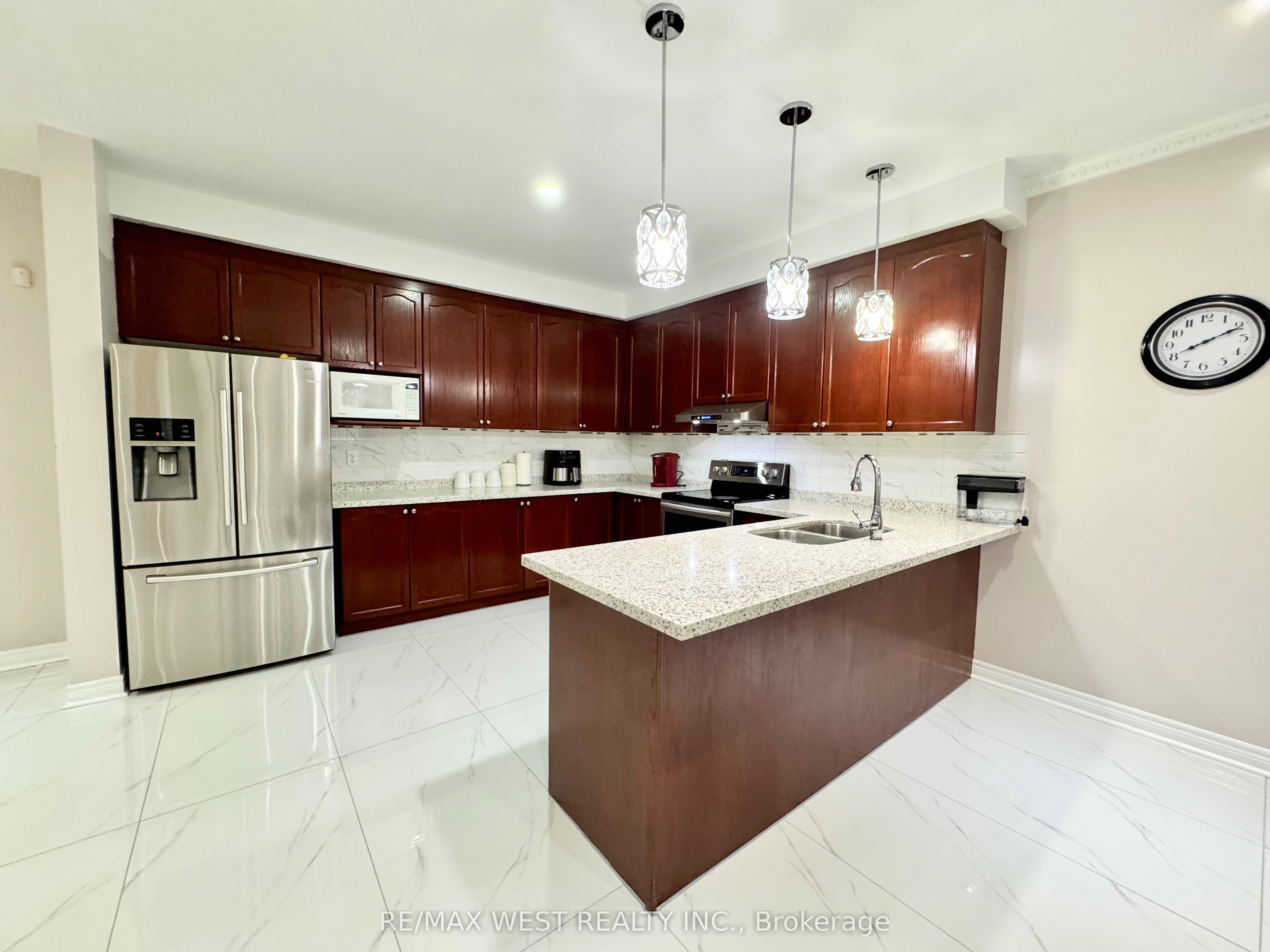 43 Tatra Crescent Property Photo 13