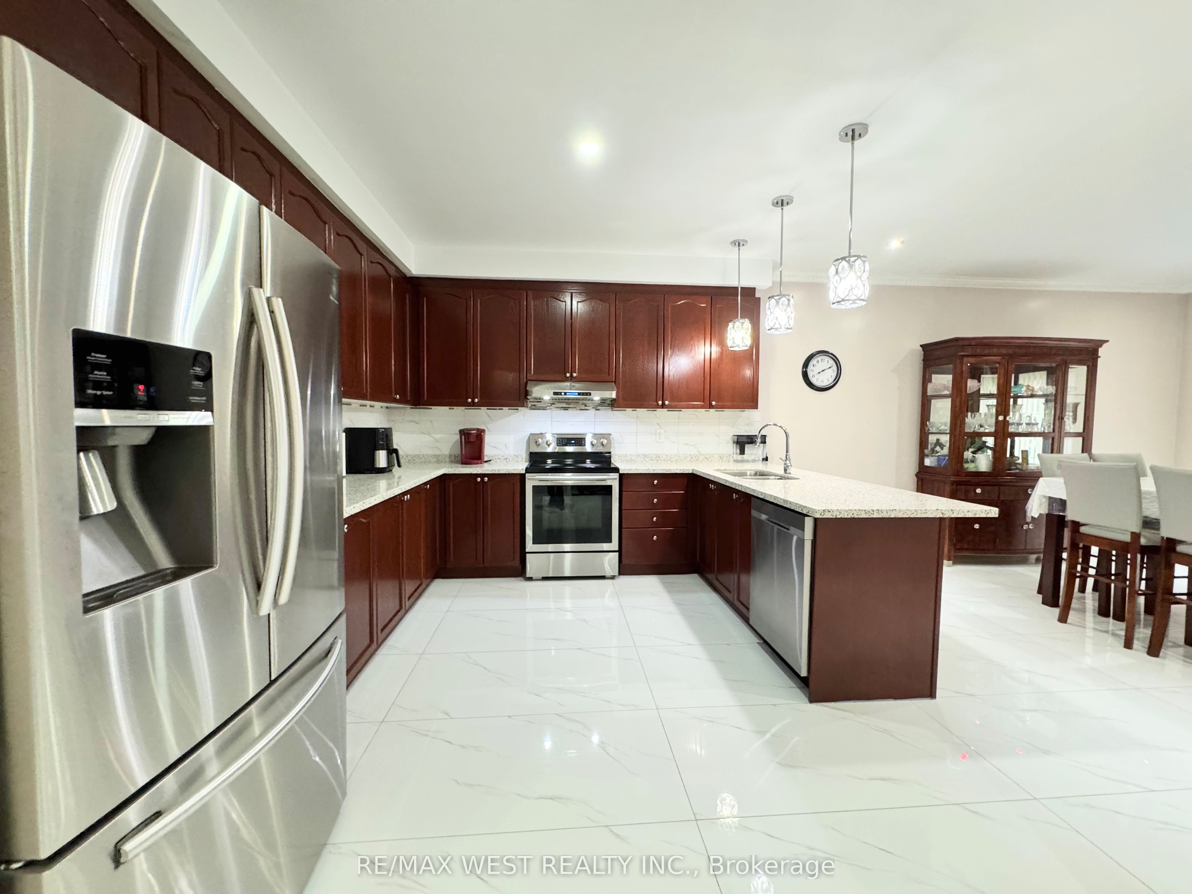 43 Tatra Crescent Property Photo 14