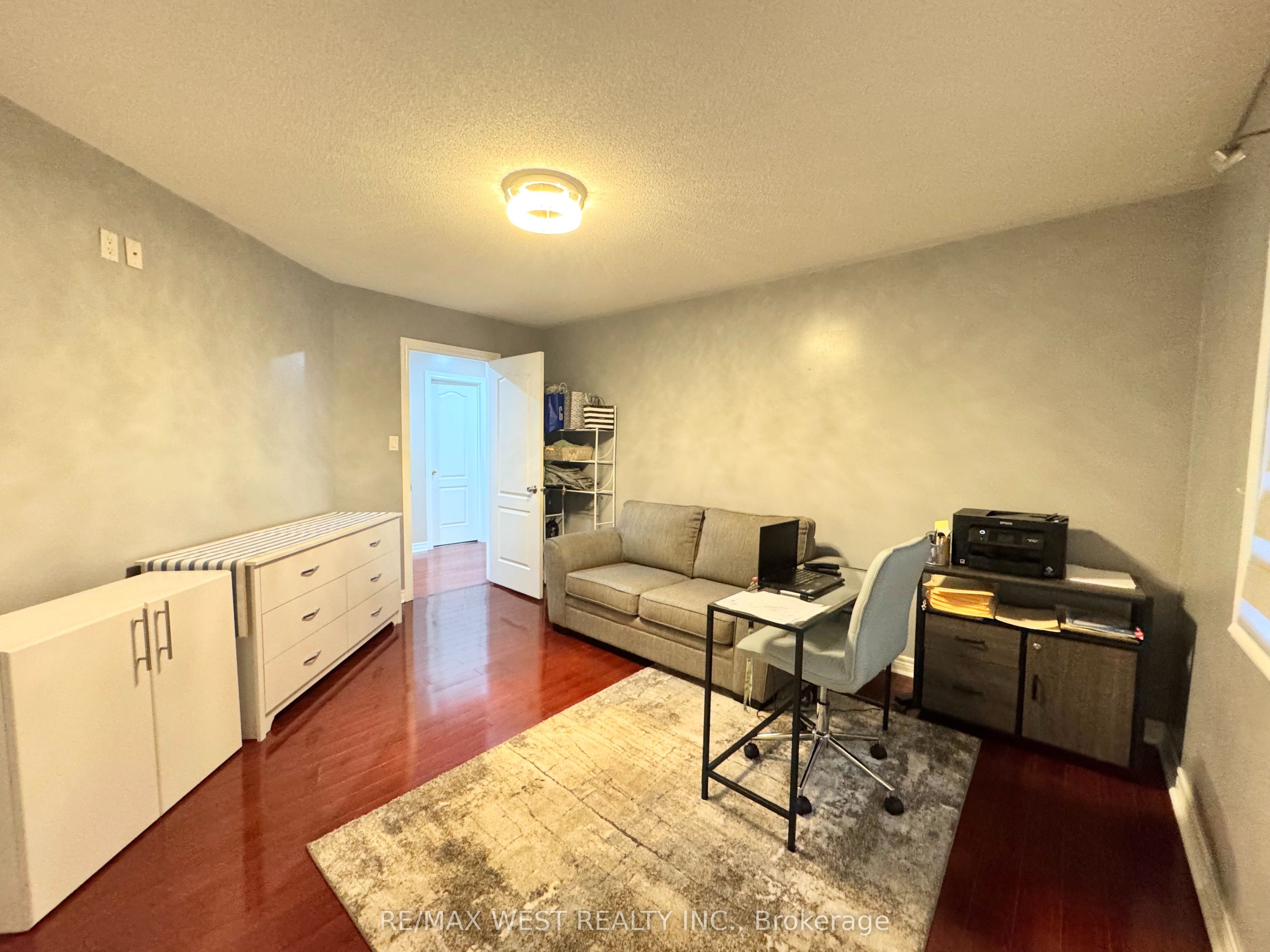 43 Tatra Crescent Property Photo 34