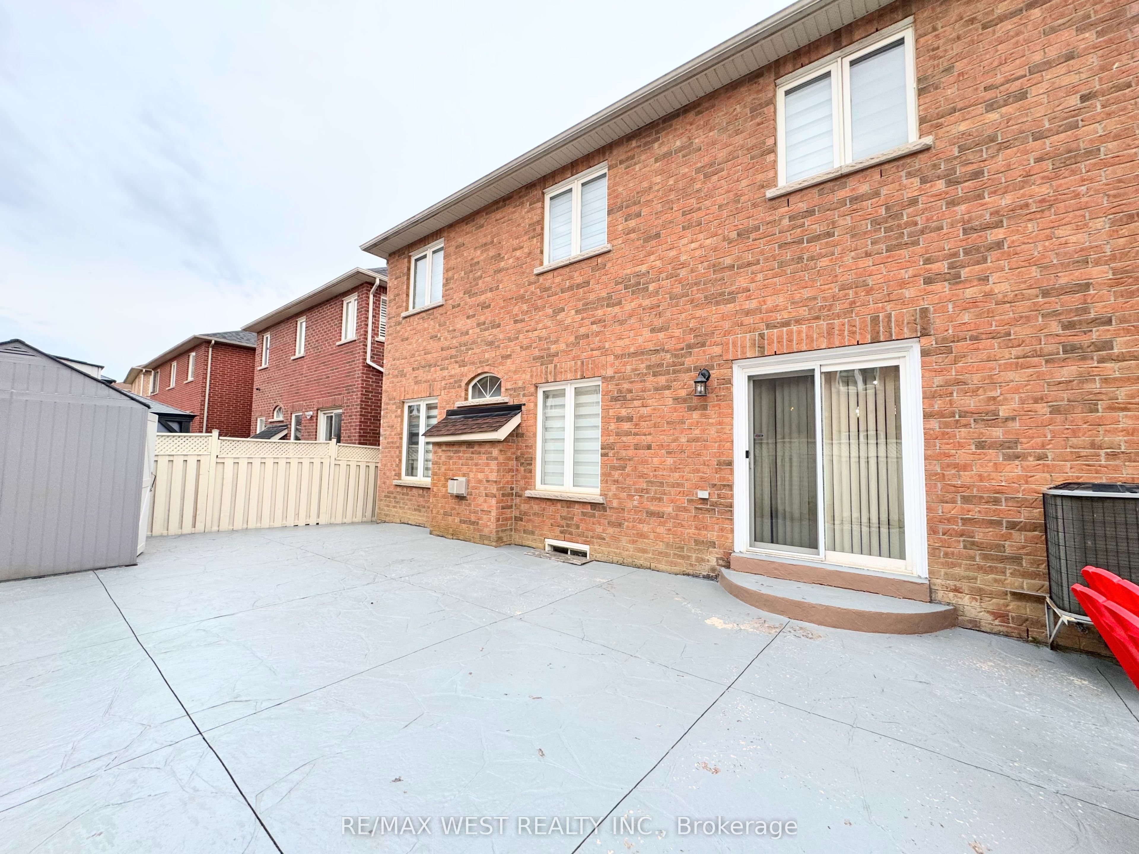 43 Tatra Crescent Property Photo 48