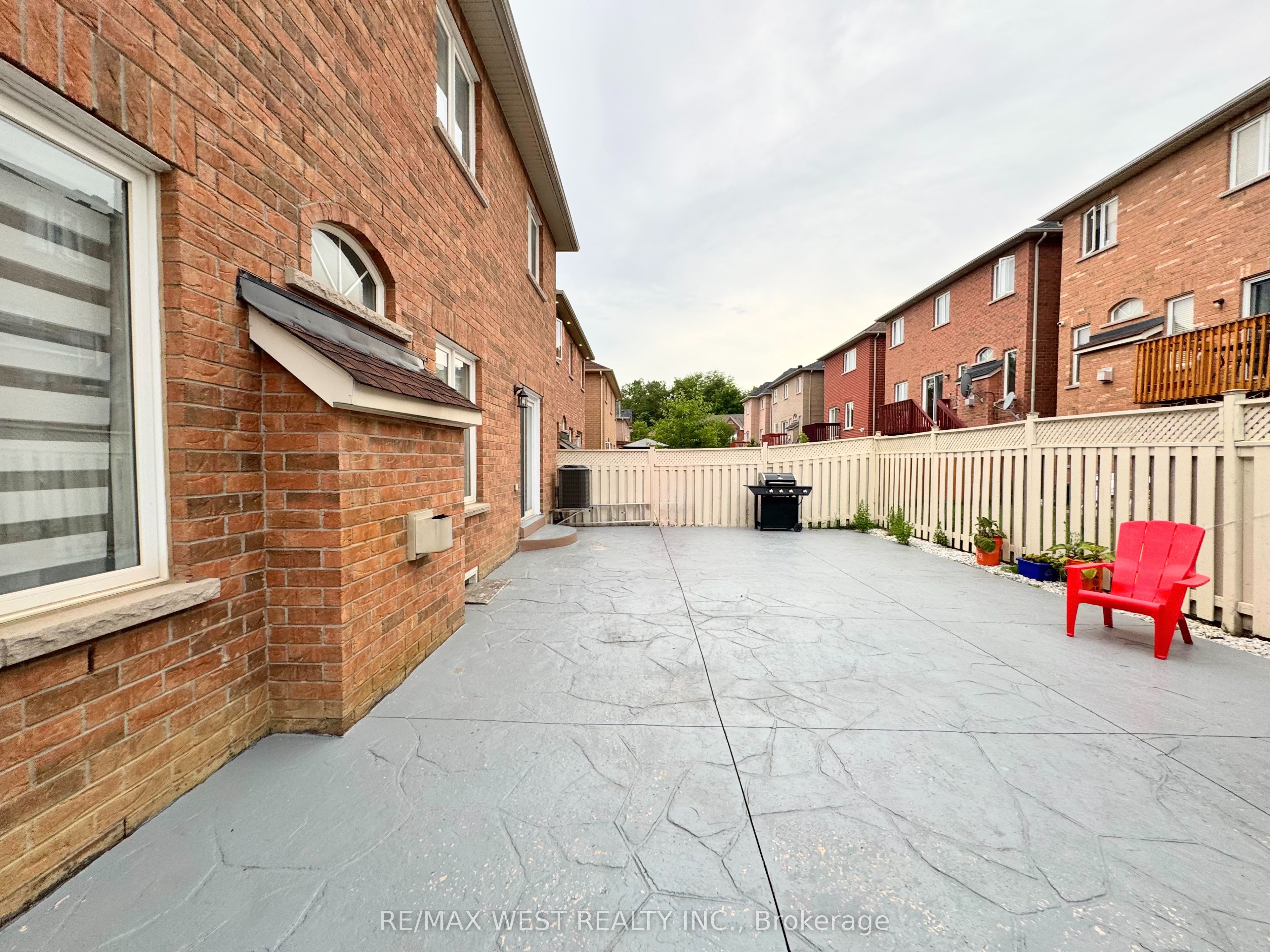 43 Tatra Crescent Property Photo 49