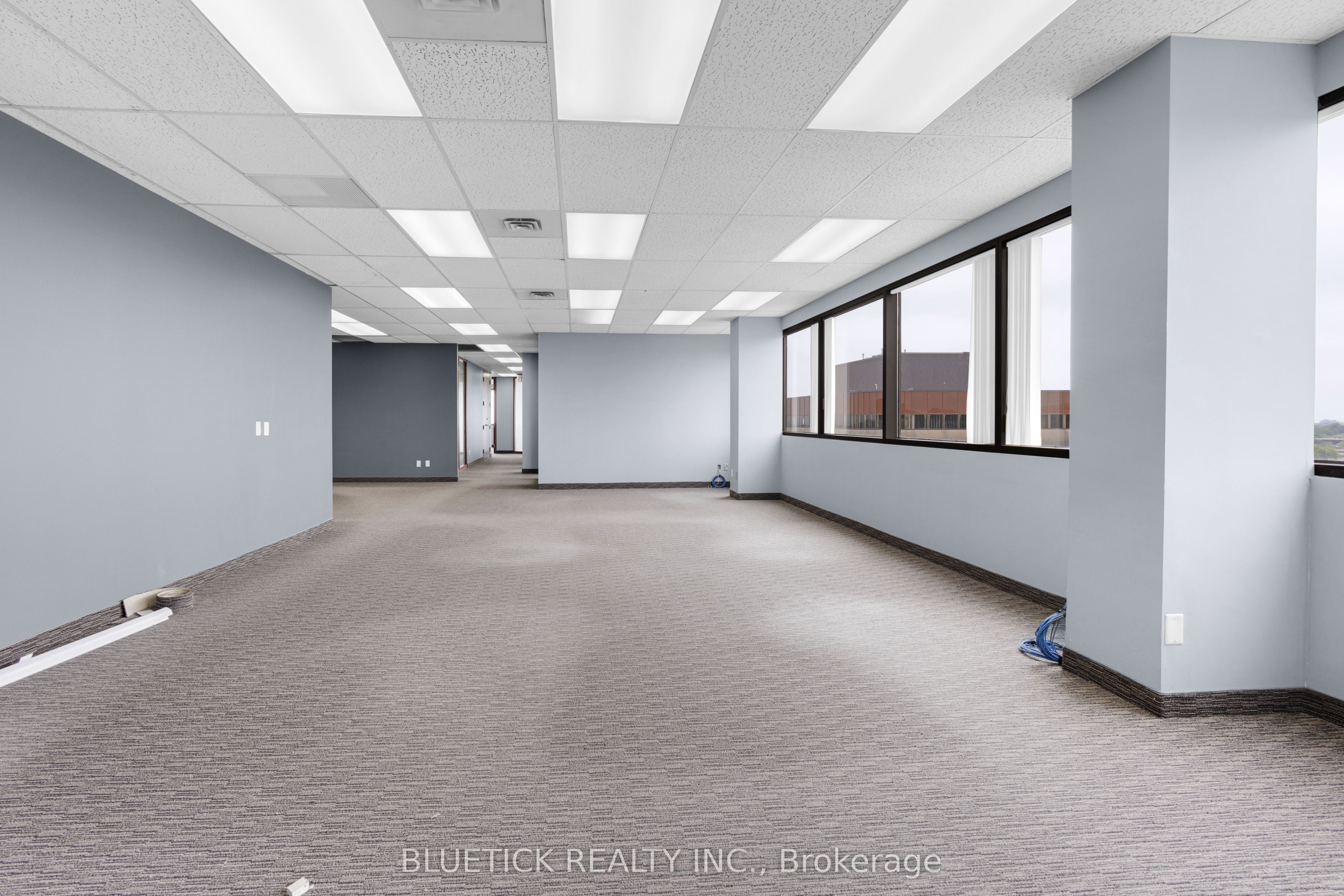 700 Dorval Drive 704 Property Photo 2