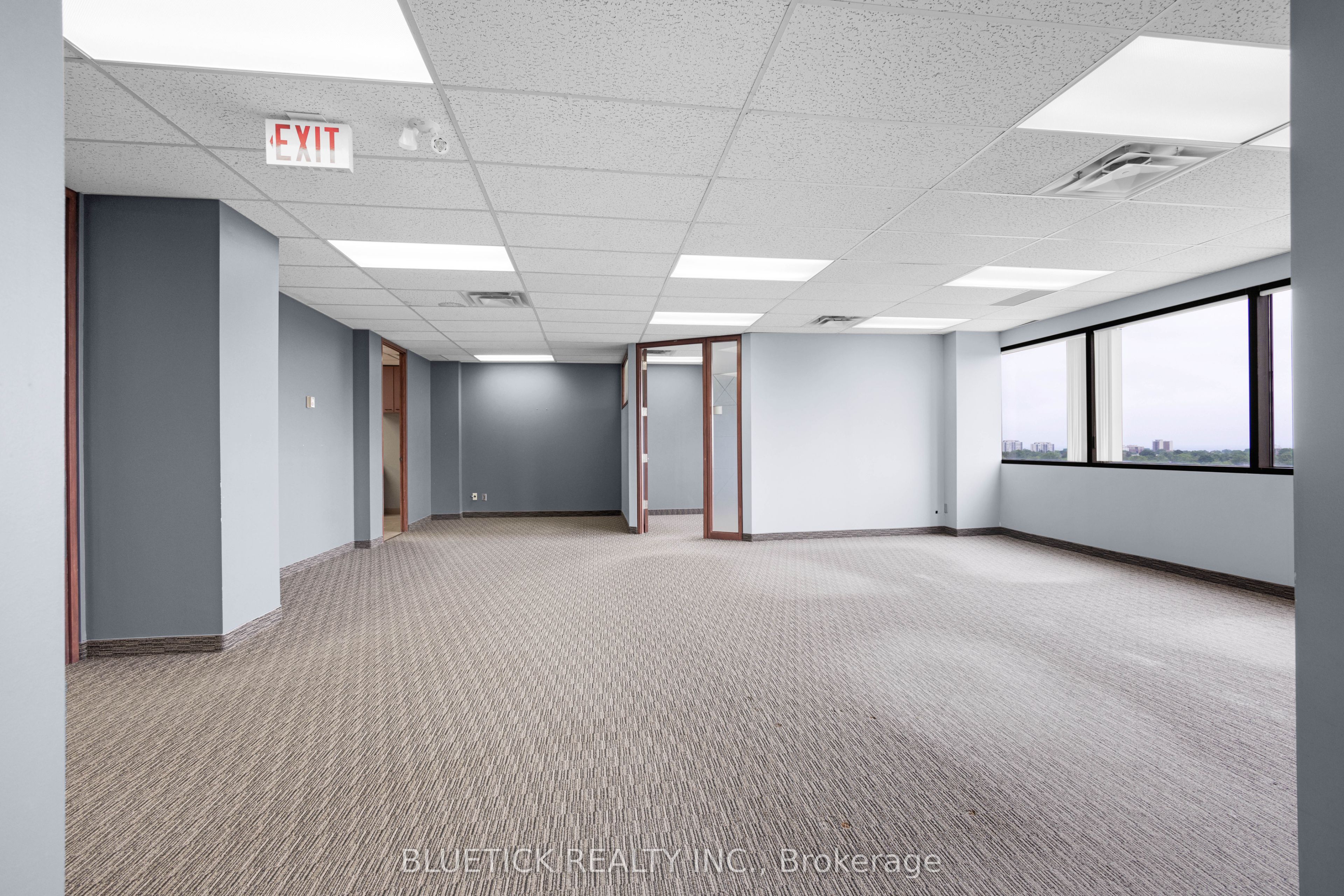 700 Dorval Drive 704 Property Photo 15