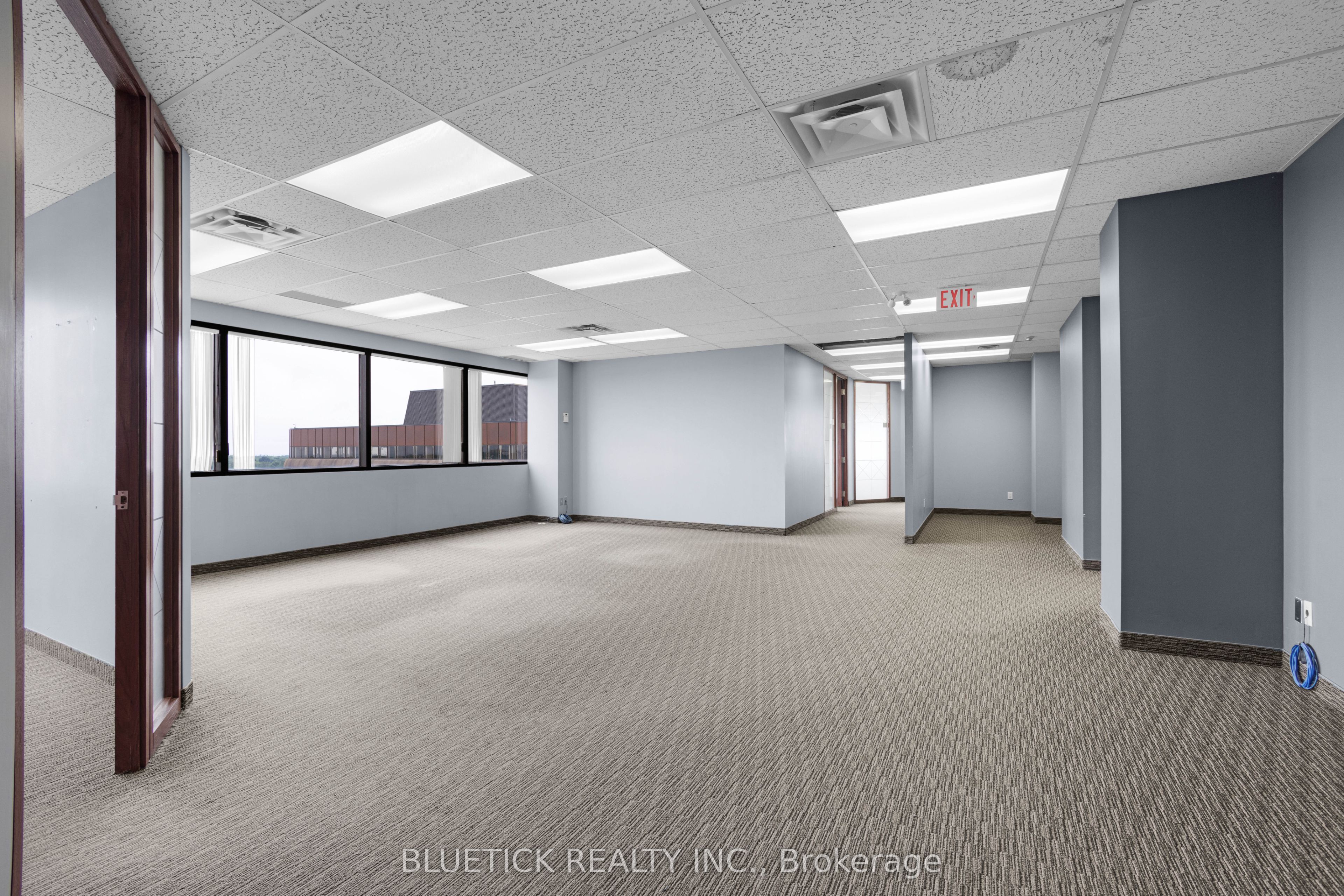 700 Dorval Drive 704 Property Photo 17