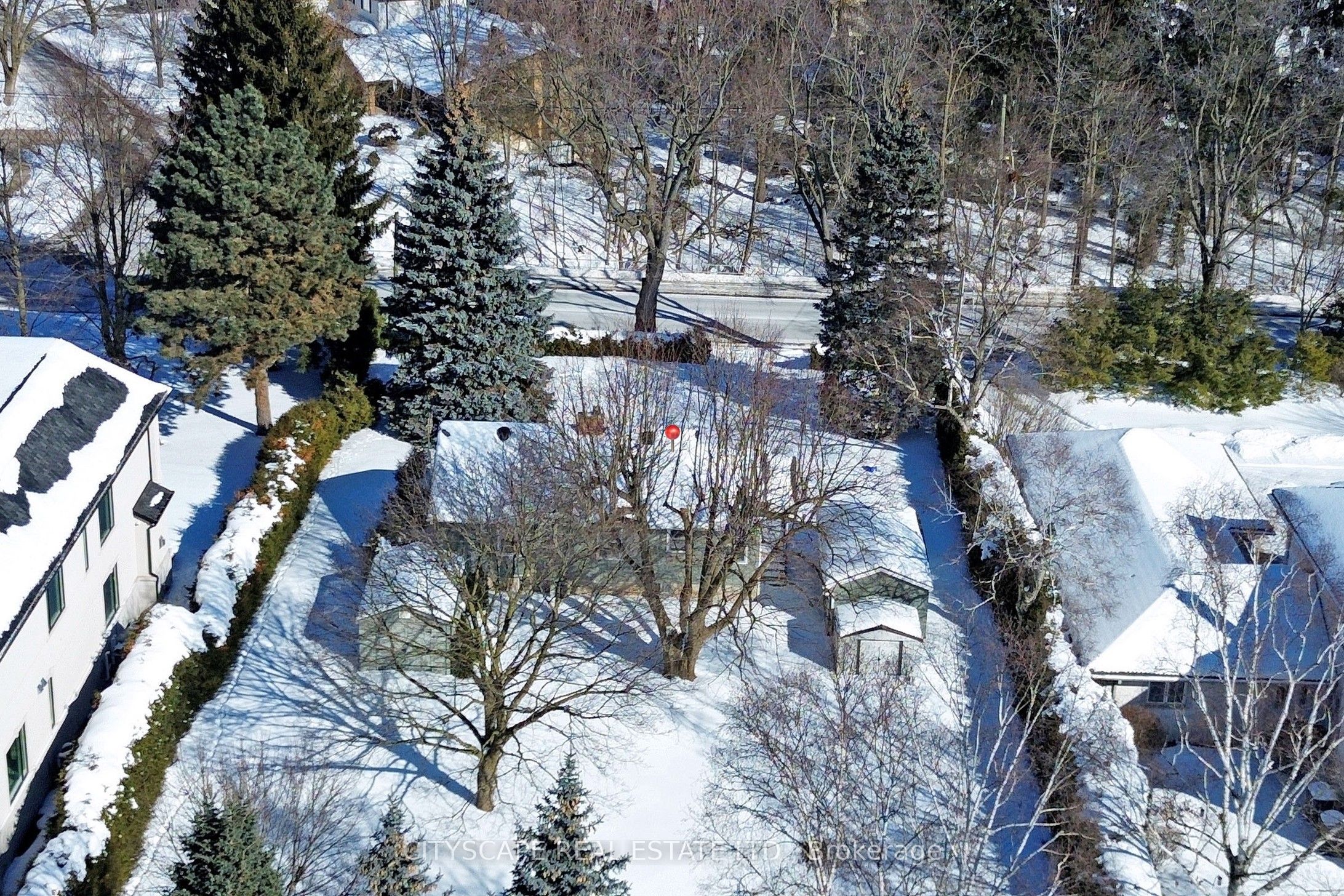 392 Fourth Line Property Photo 4