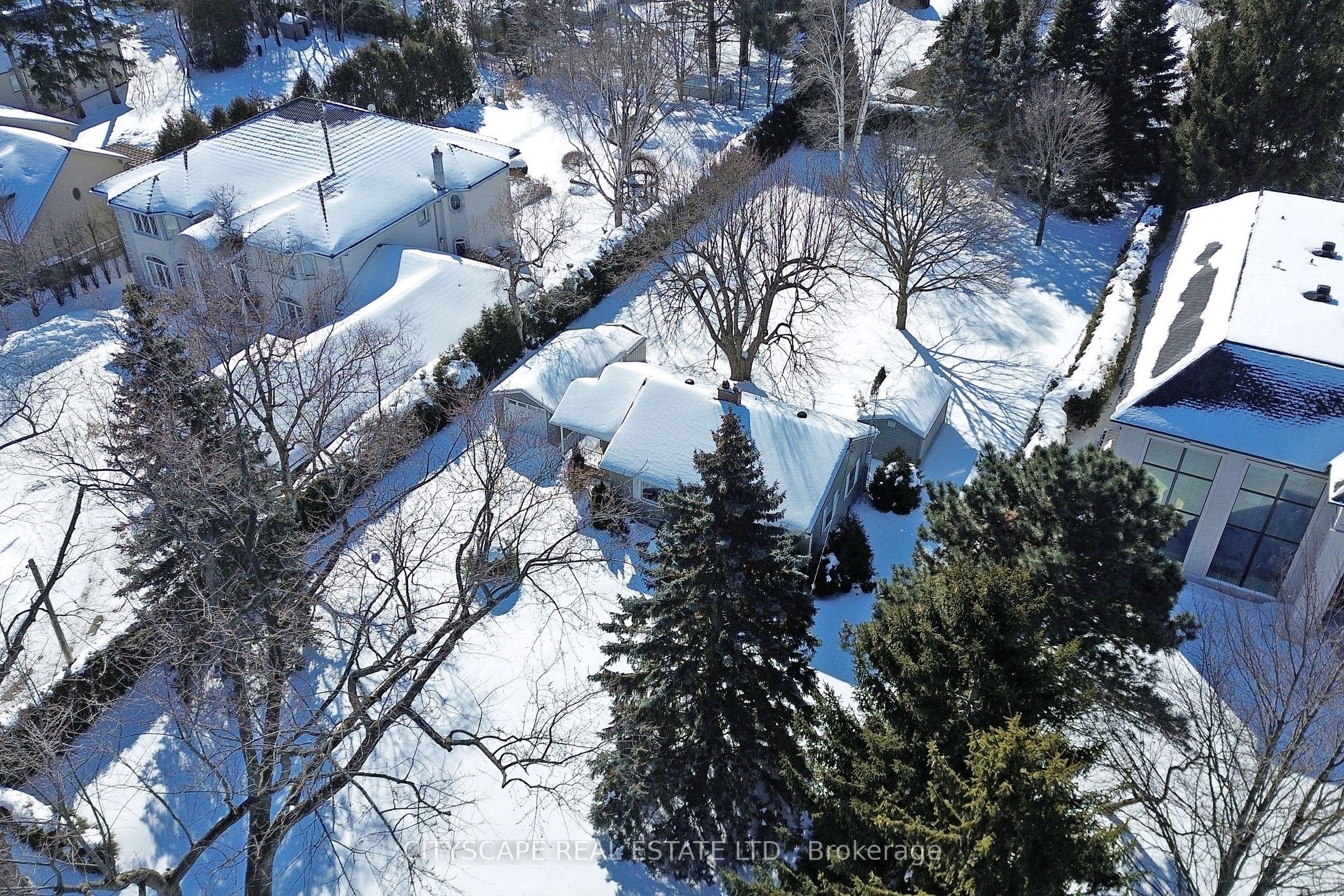 392 Fourth Line Property Photo 6