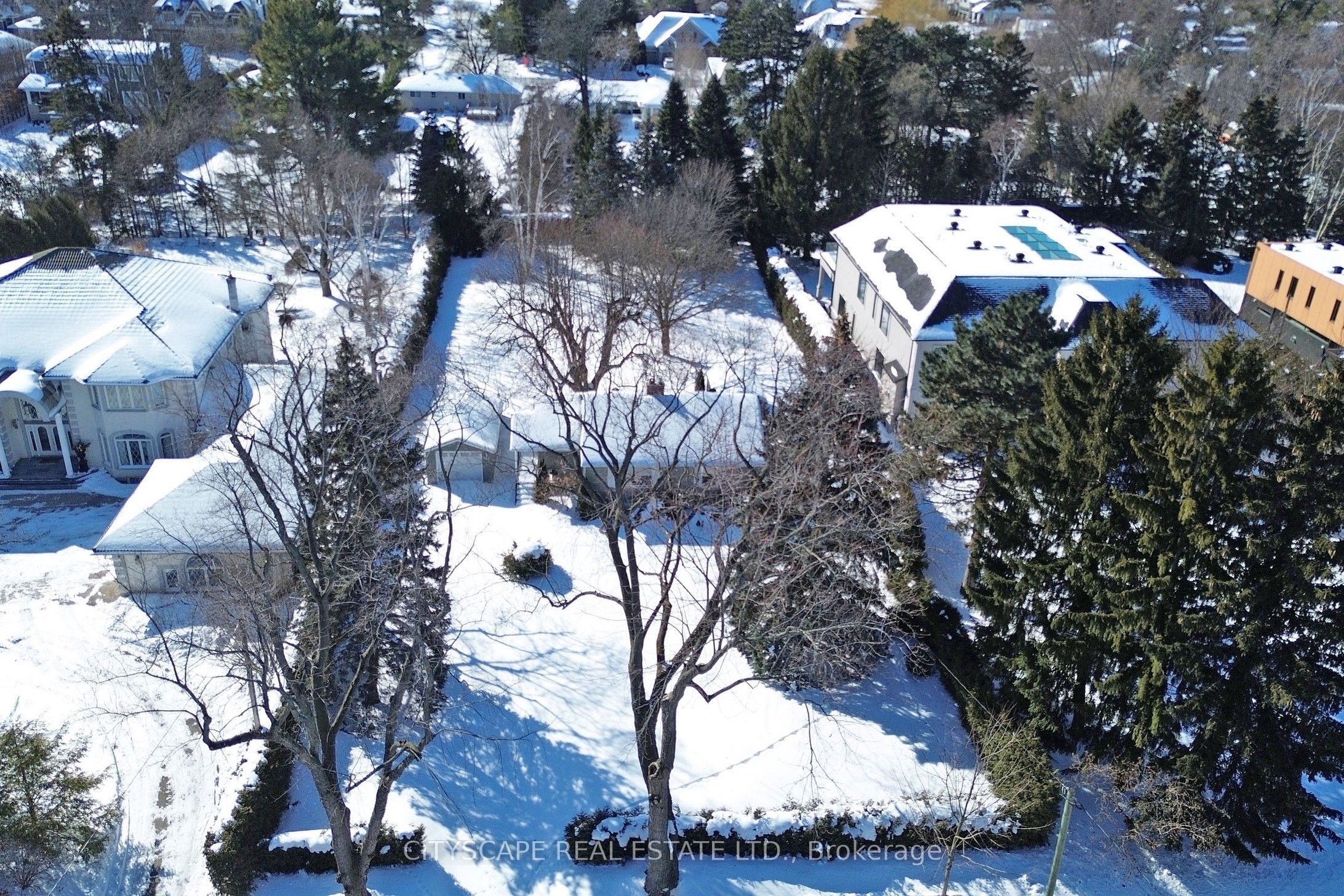 392 Fourth Line Property Photo 8