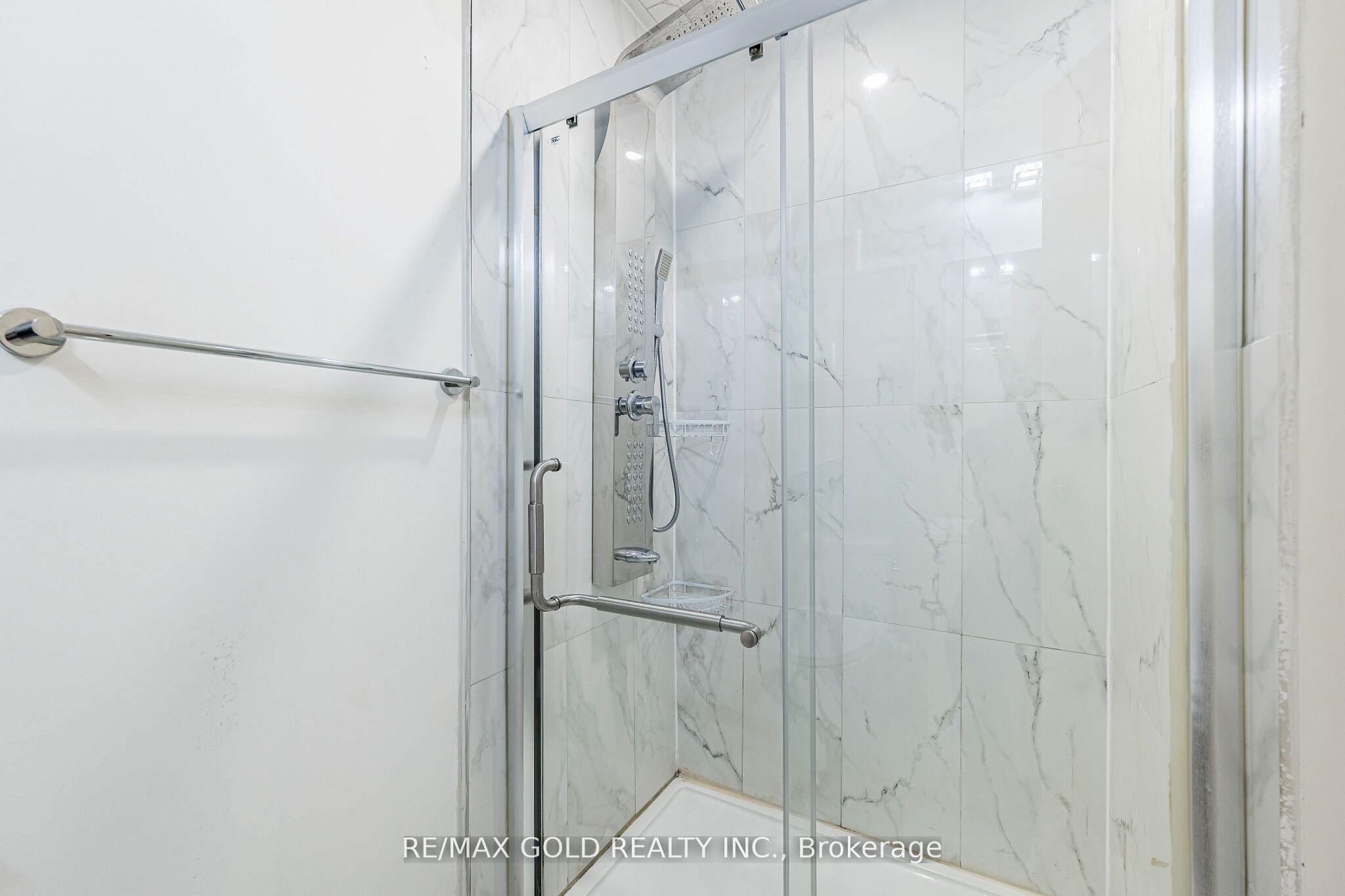 41 Simmons Boulevard Property Photo 30