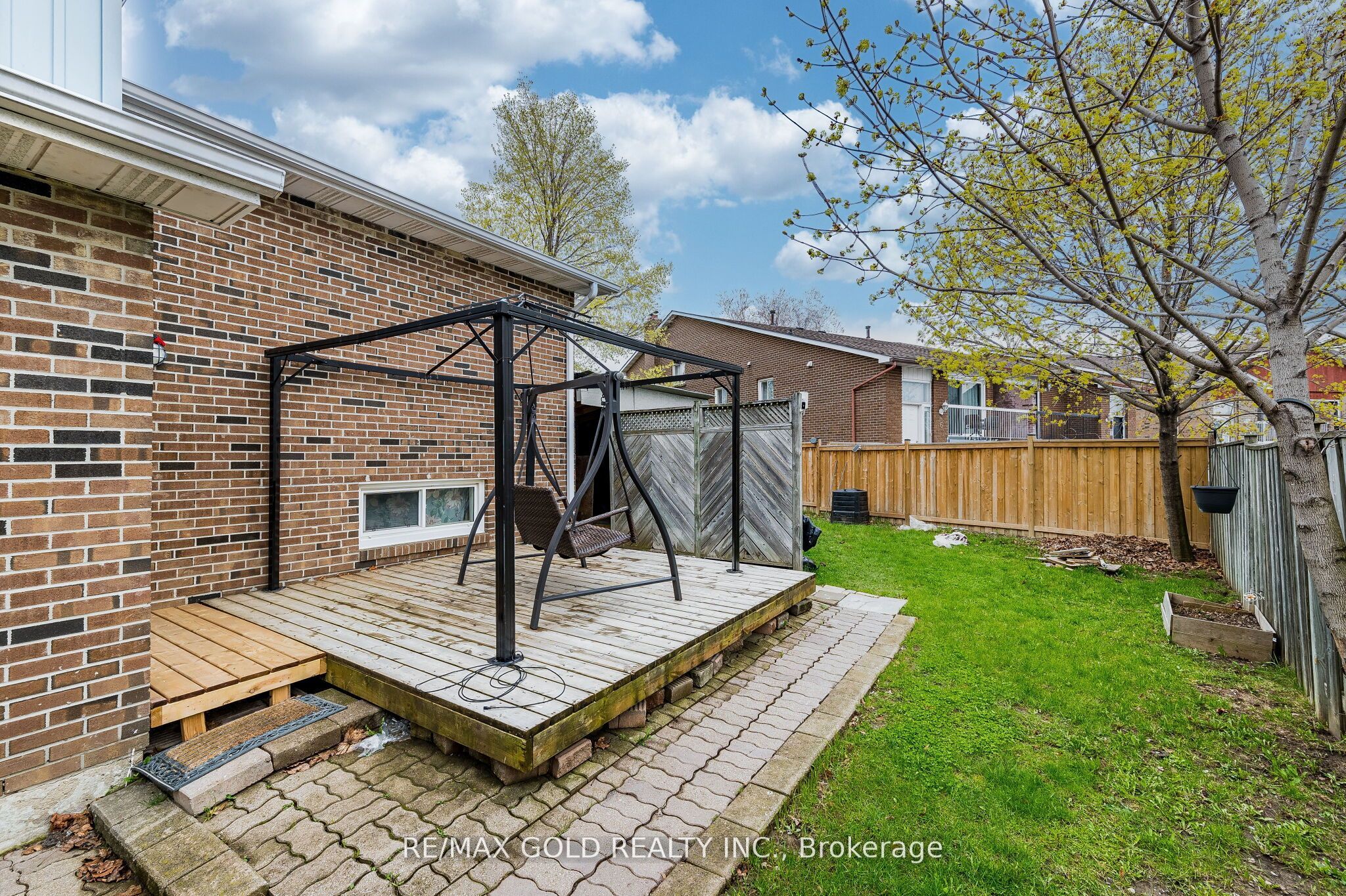 41 Simmons Boulevard Property Photo 36