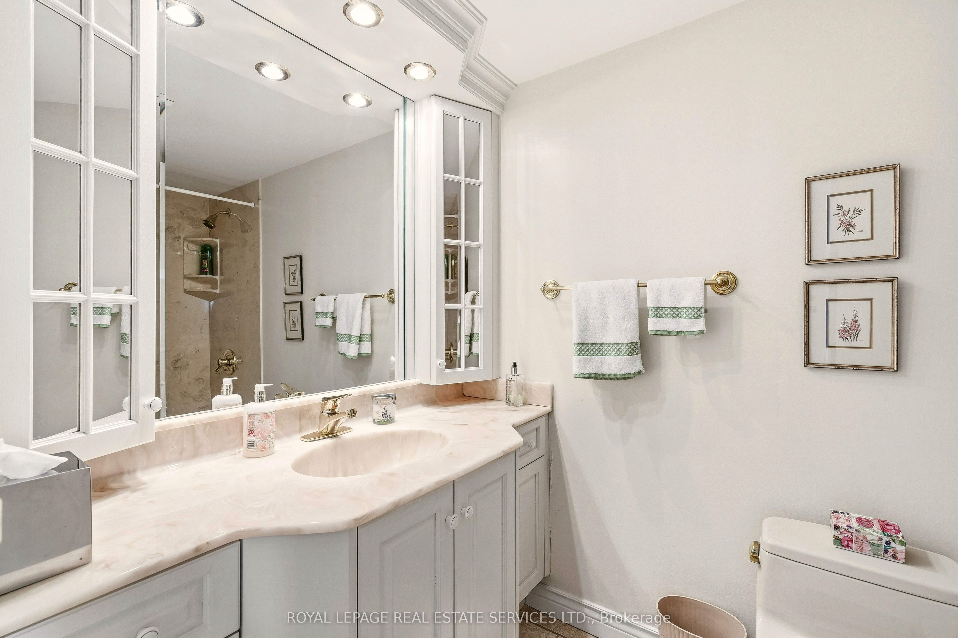 2180 Marine Drive 1602 Property Photo 25