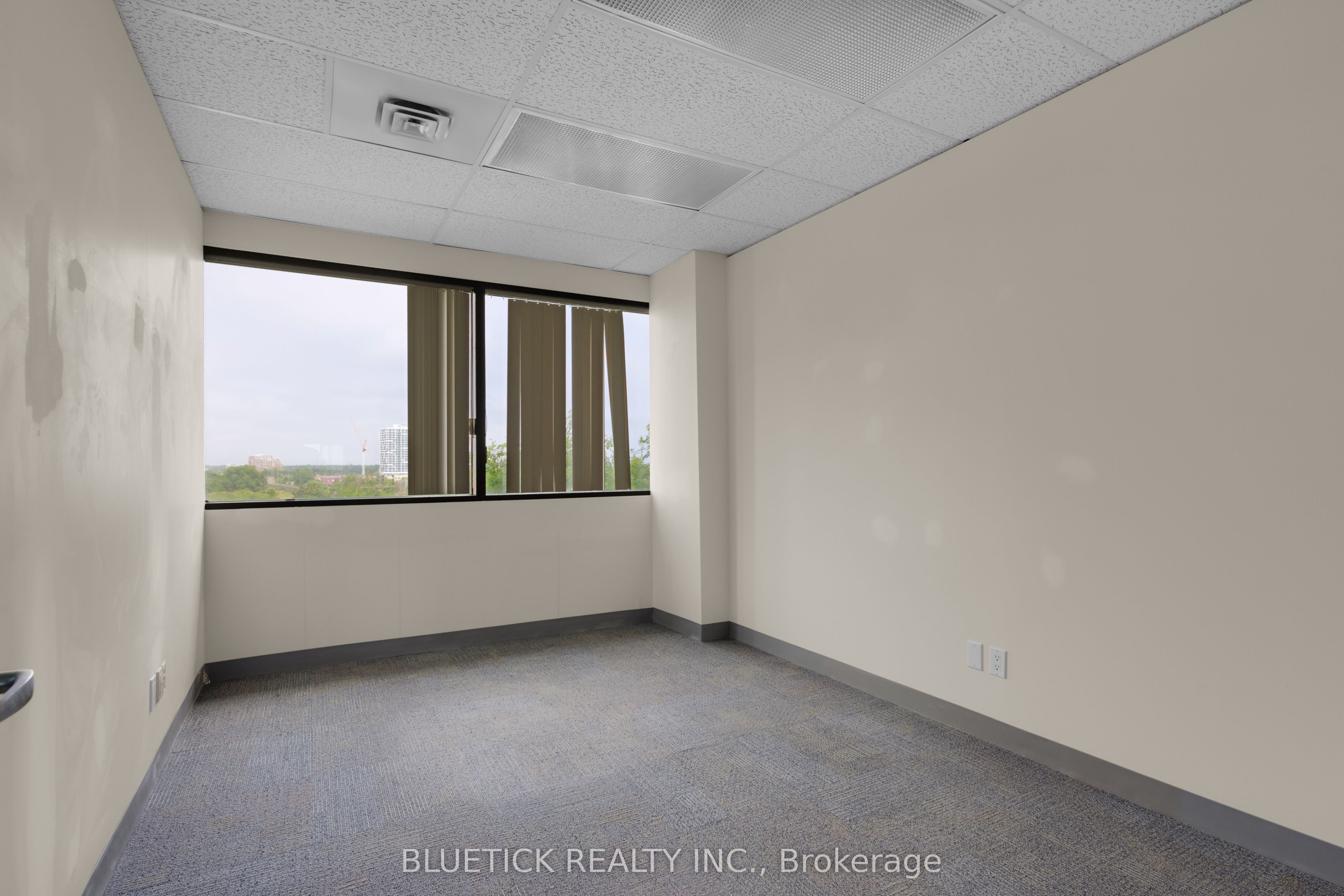 690 Dorval Drive 500 Property Photo 6