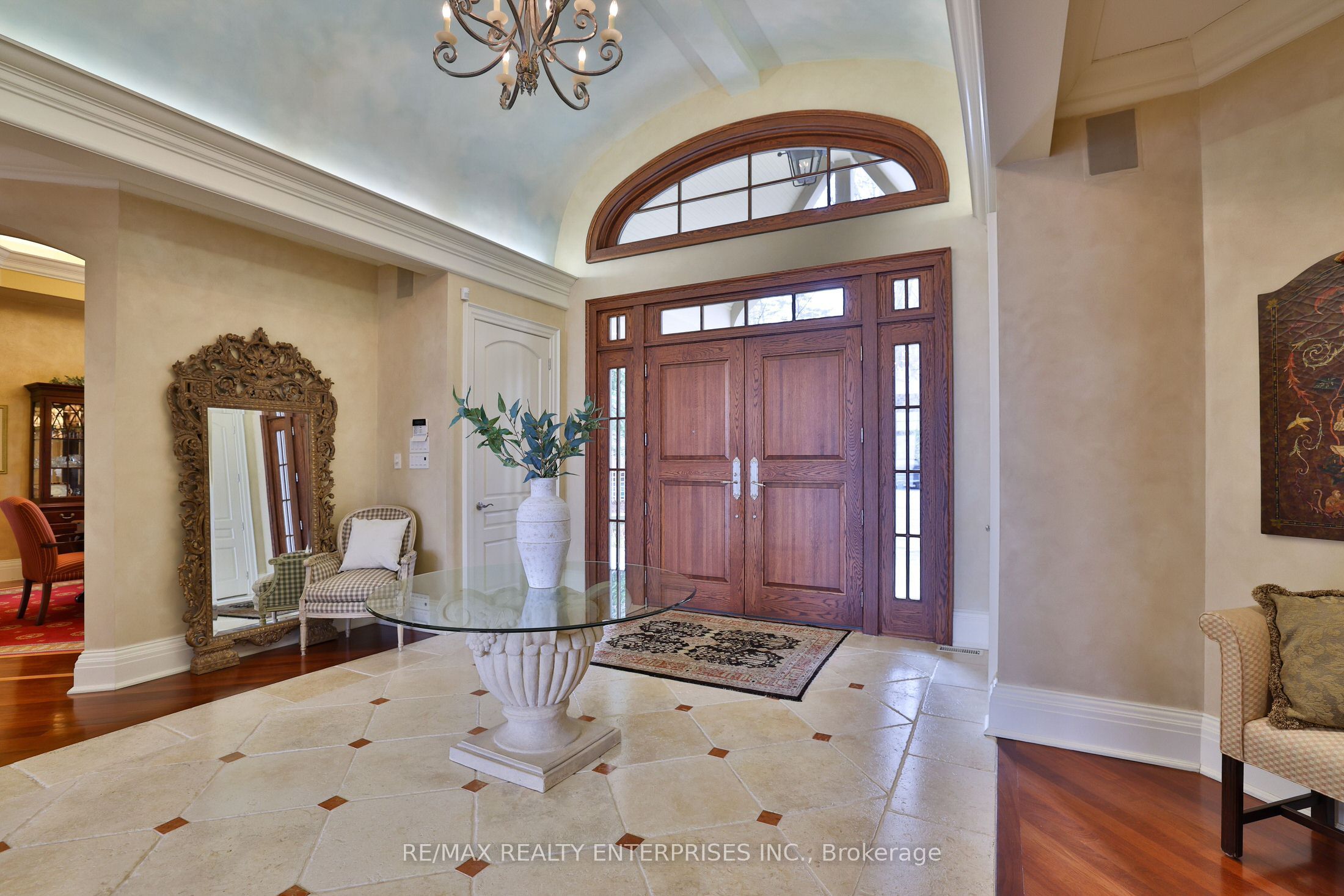 872 Whittier Crescent Property Photo 8