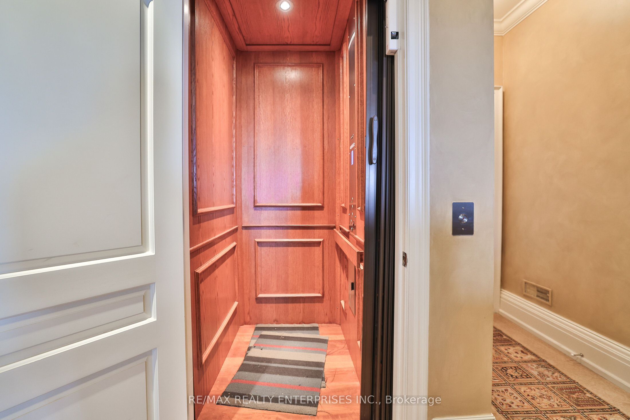 872 Whittier Crescent Property Photo 19