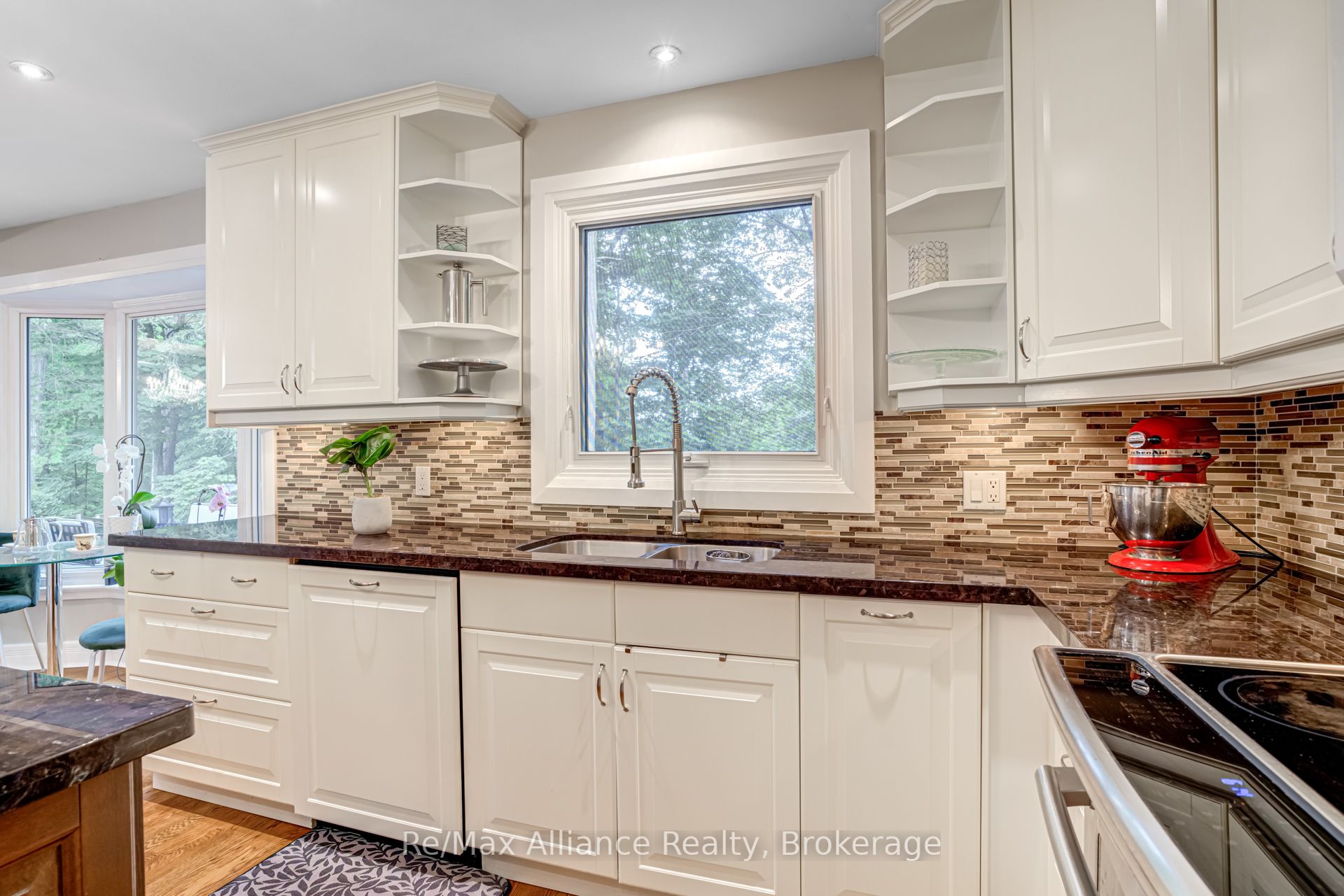 1168 Havendale Boulevard Property Photo 11