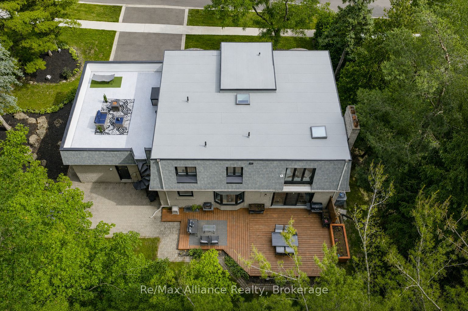 1168 Havendale Boulevard Property Photo 25