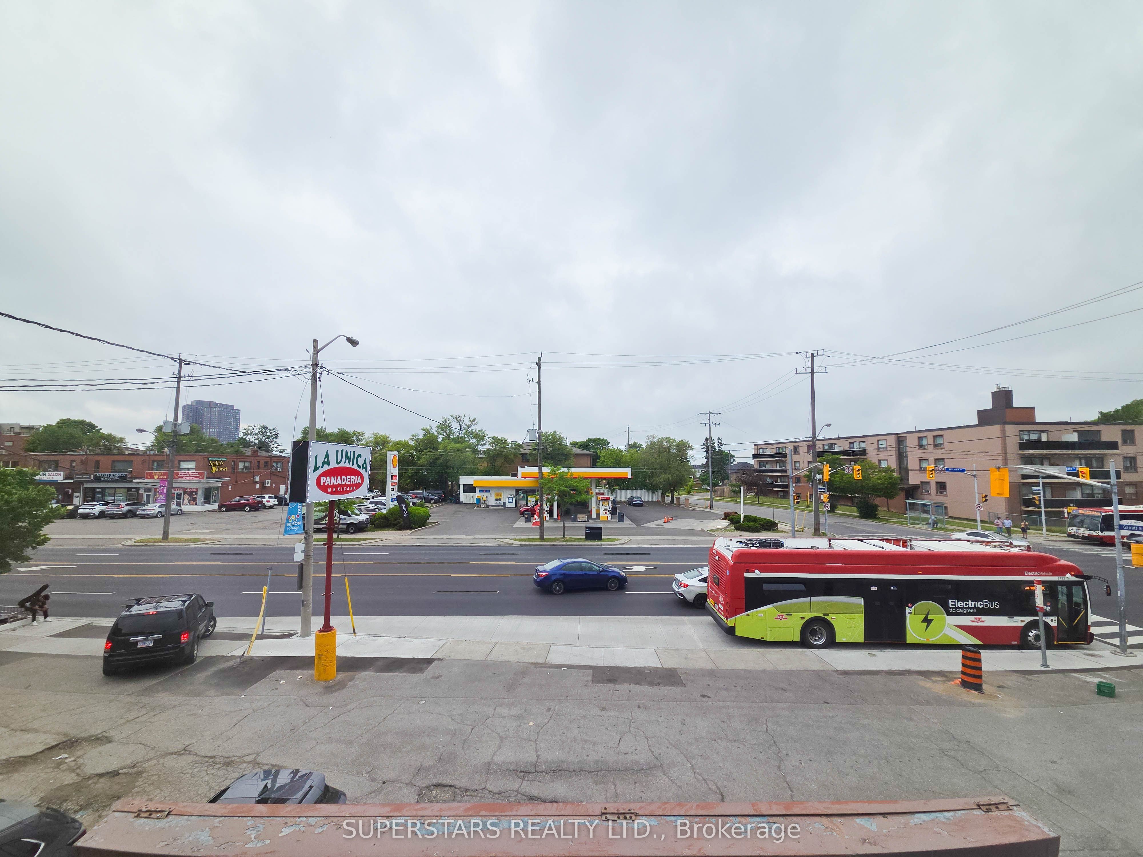 856 Wilson Avenue Property Photo 4