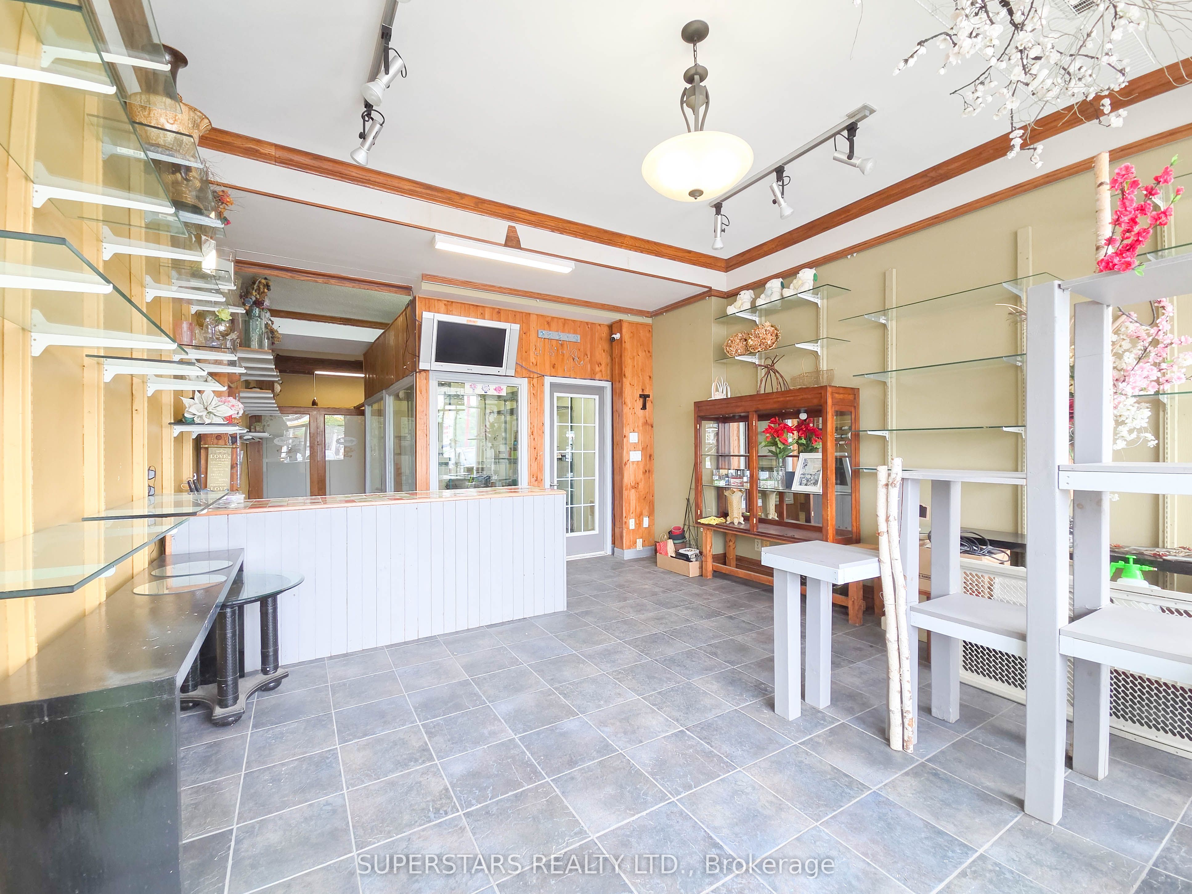 856 Wilson Avenue Property Photo 7