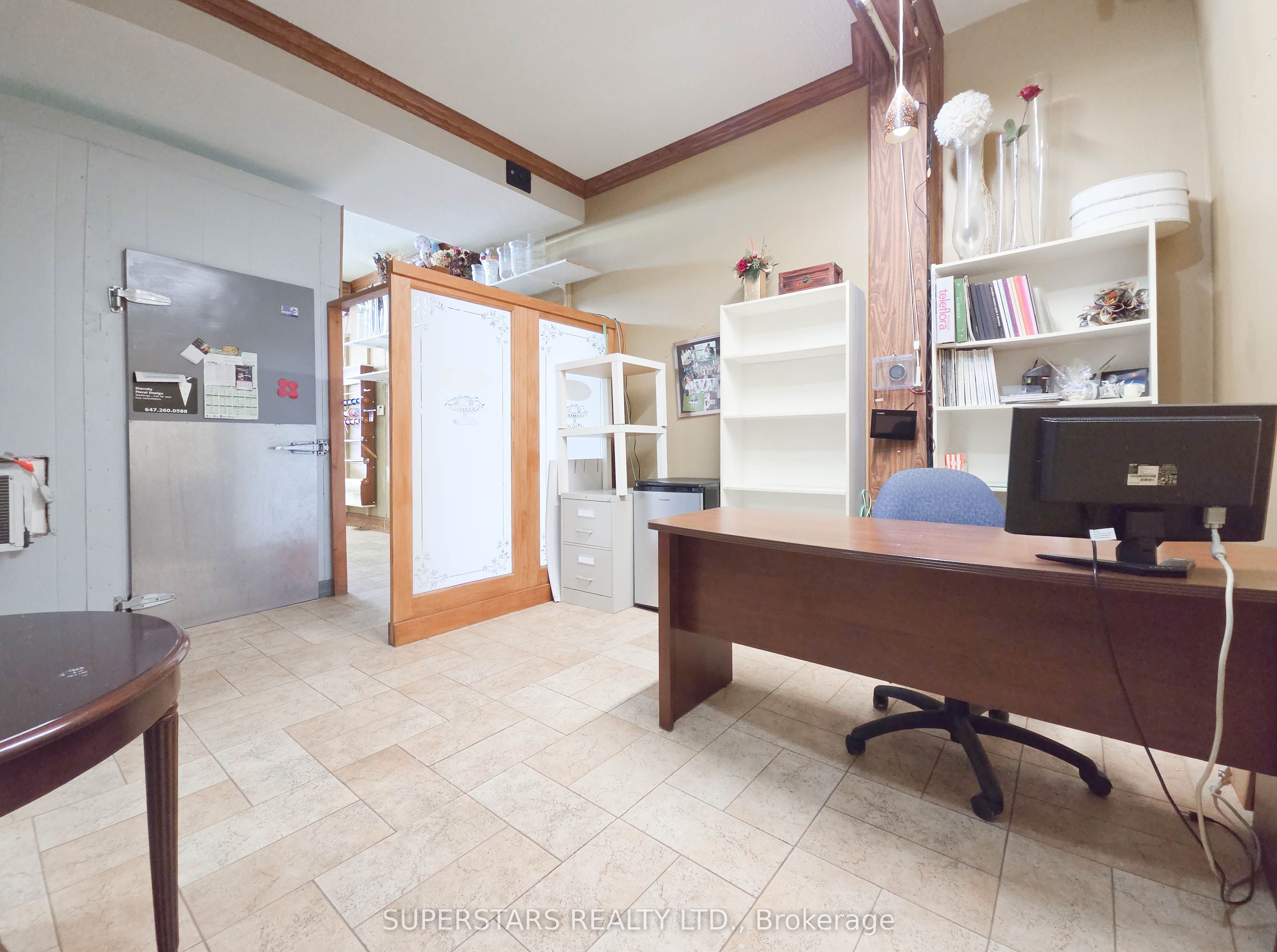 856 Wilson Avenue Property Photo 12