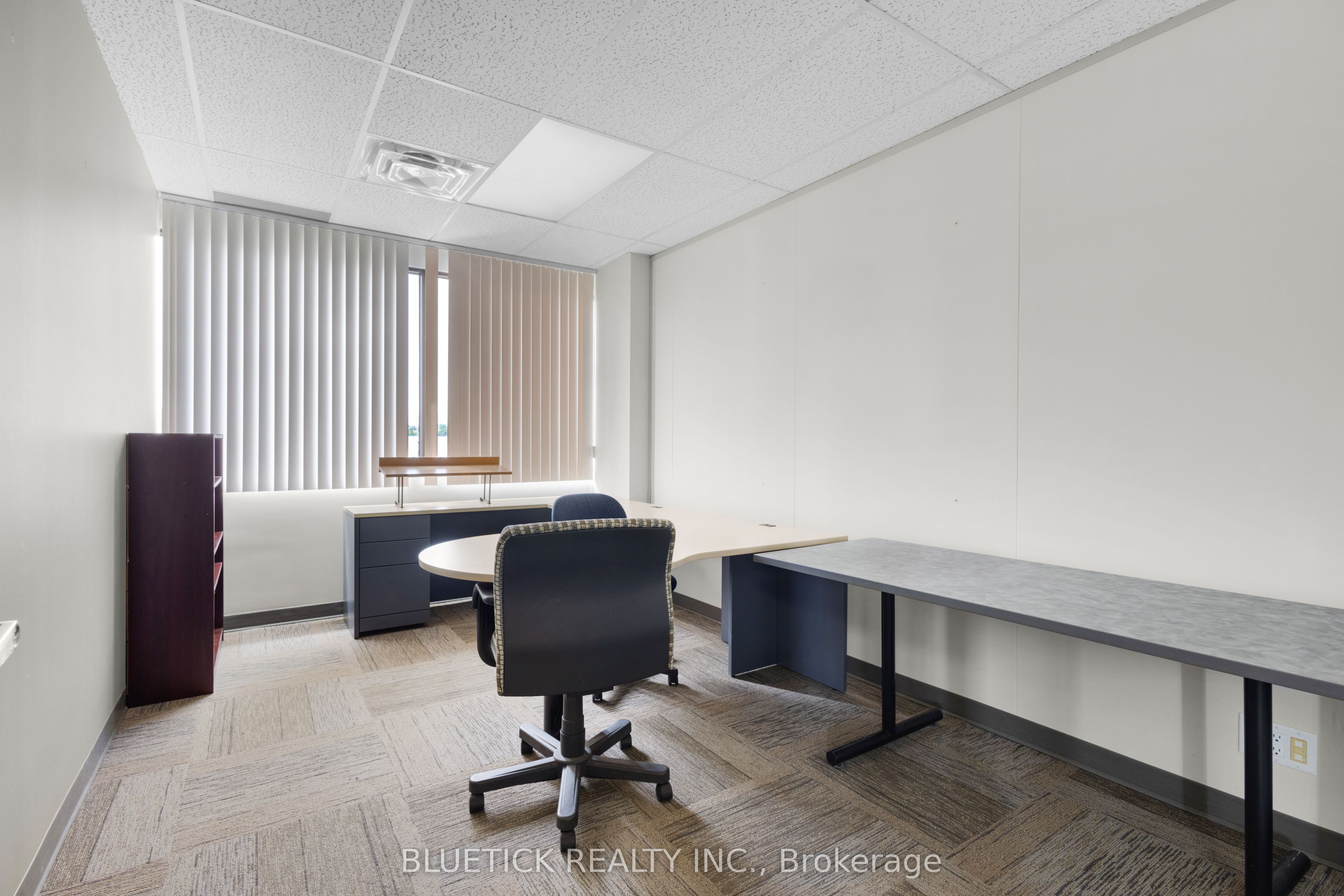 710 Dorval Drive 301 Property Photo 10