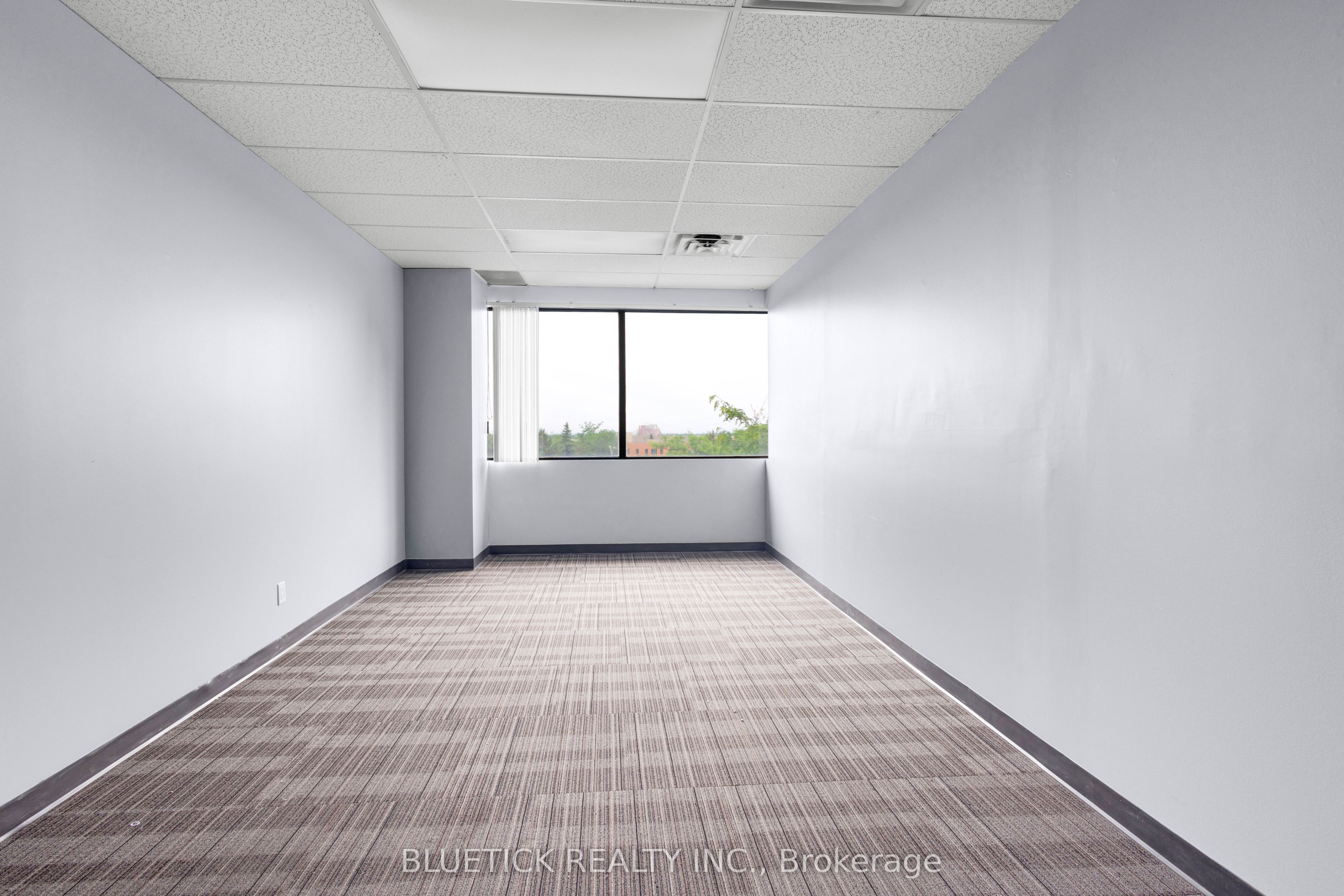 710 Dorval Drive 401 Property Photo 10