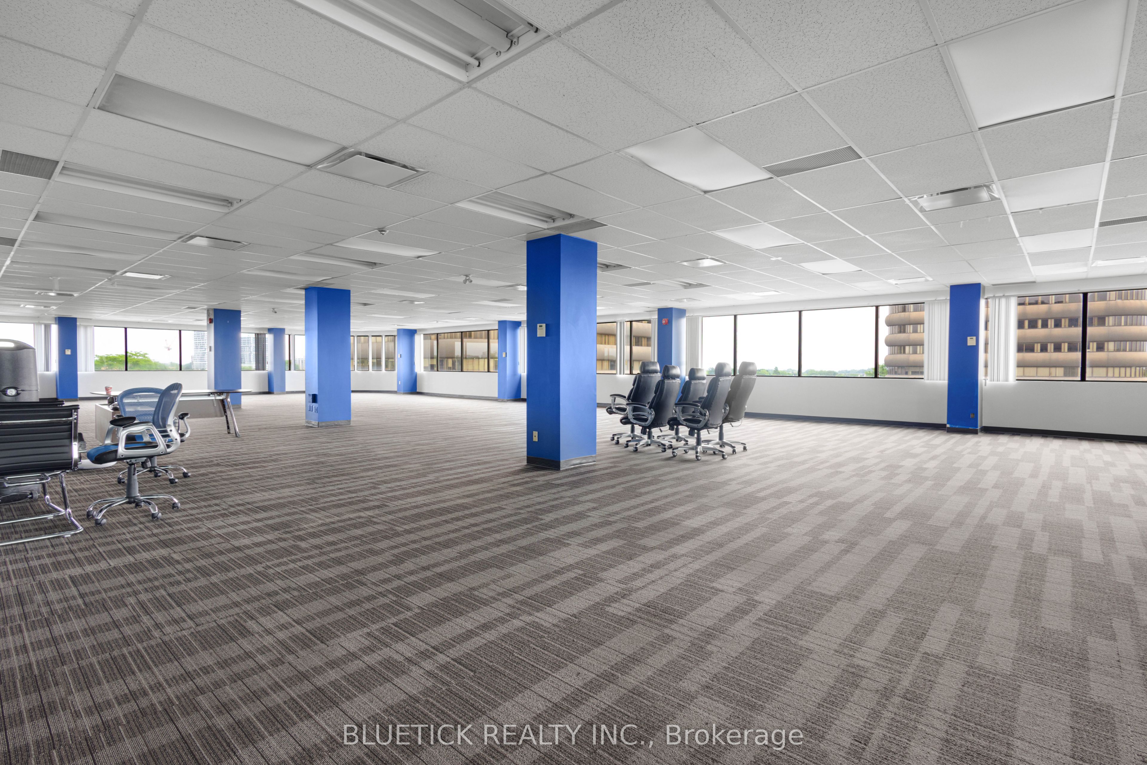 710 Dorval Drive 401 Property Photo 14