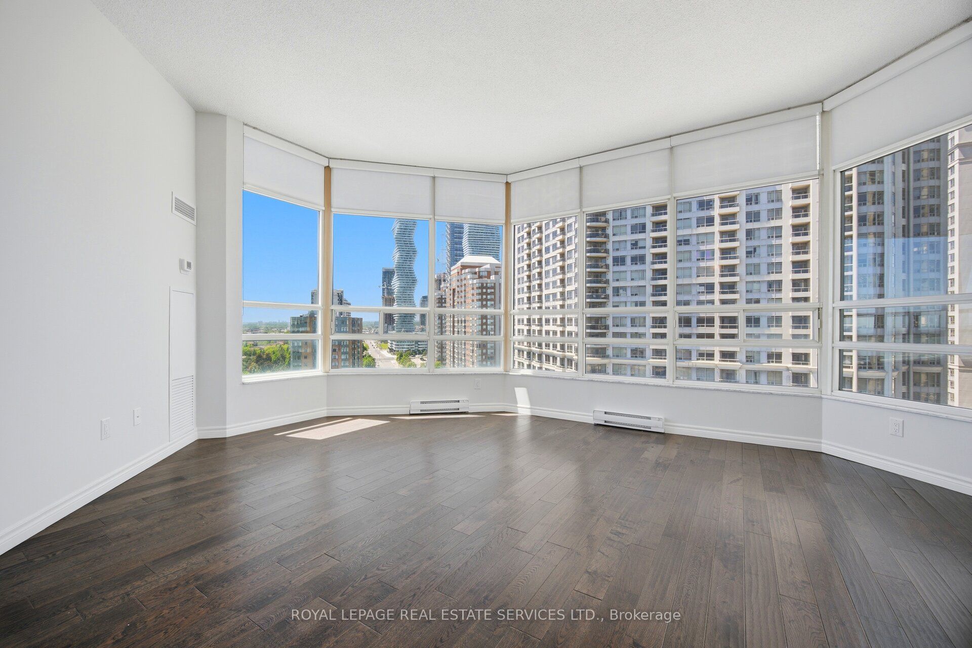 250 Webb Drive Ph05 Property Photo 15