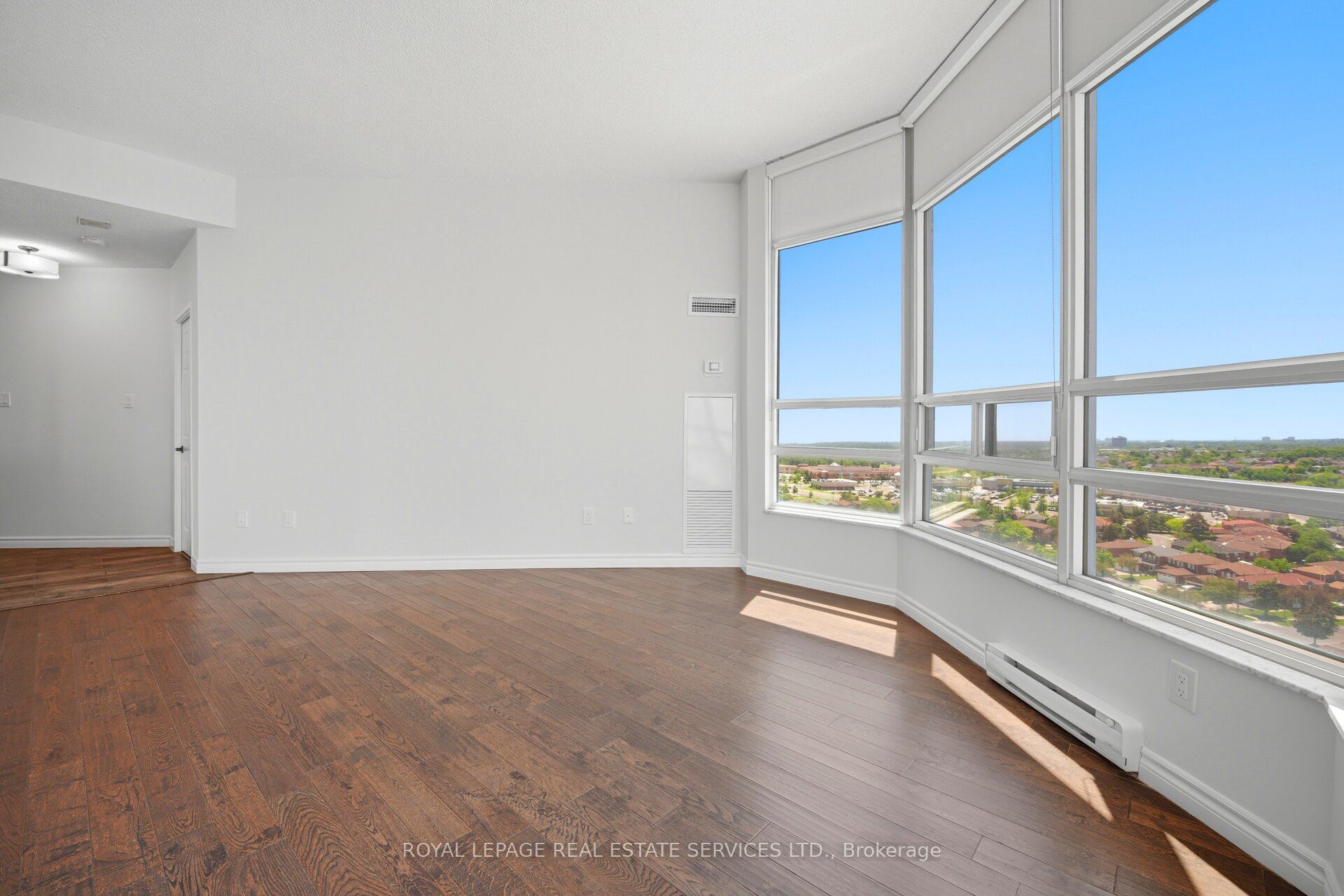 250 Webb Drive Ph05 Property Photo 16