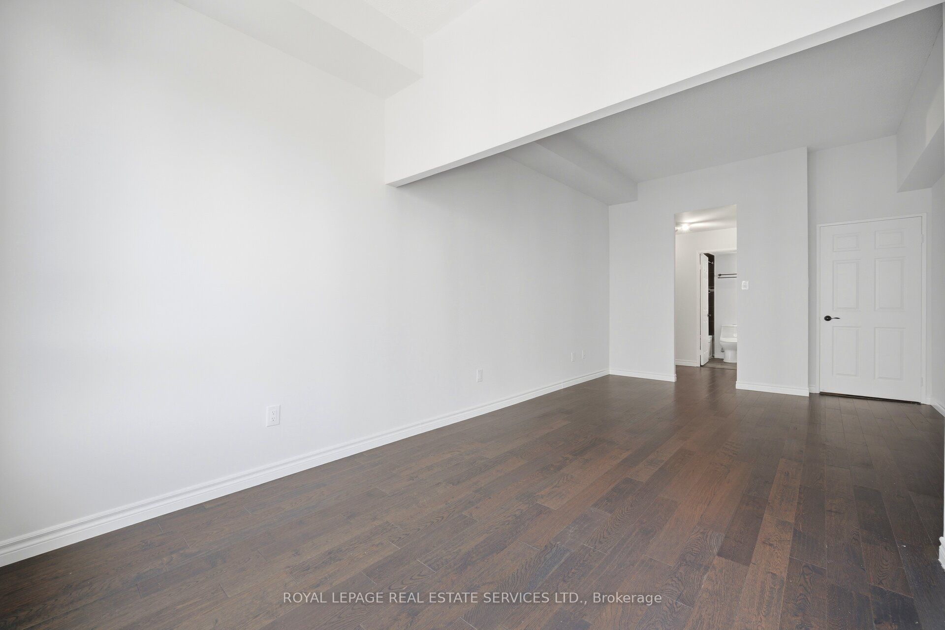 250 Webb Drive Ph05 Property Photo 23