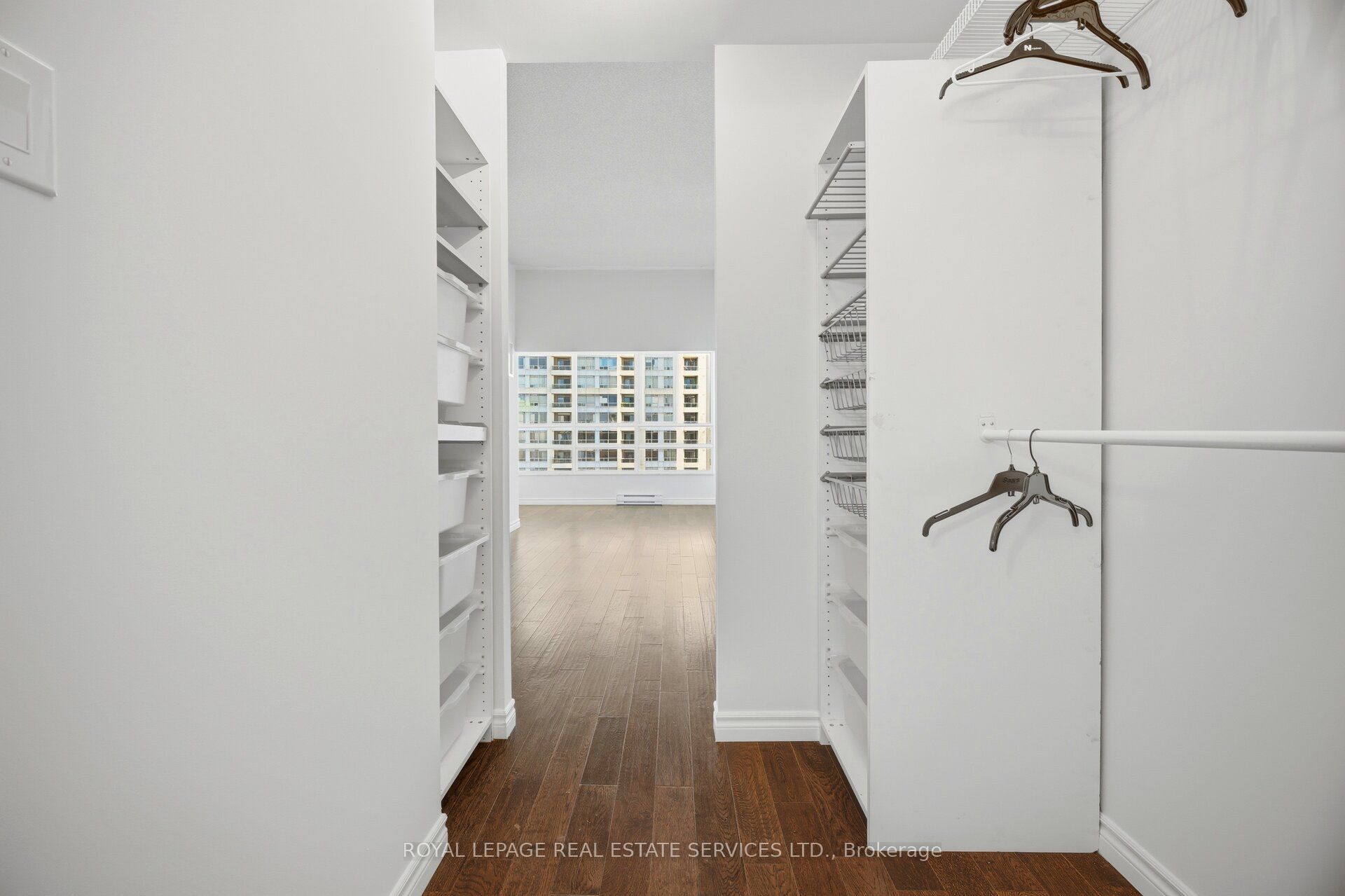 250 Webb Drive Ph05 Property Photo 24