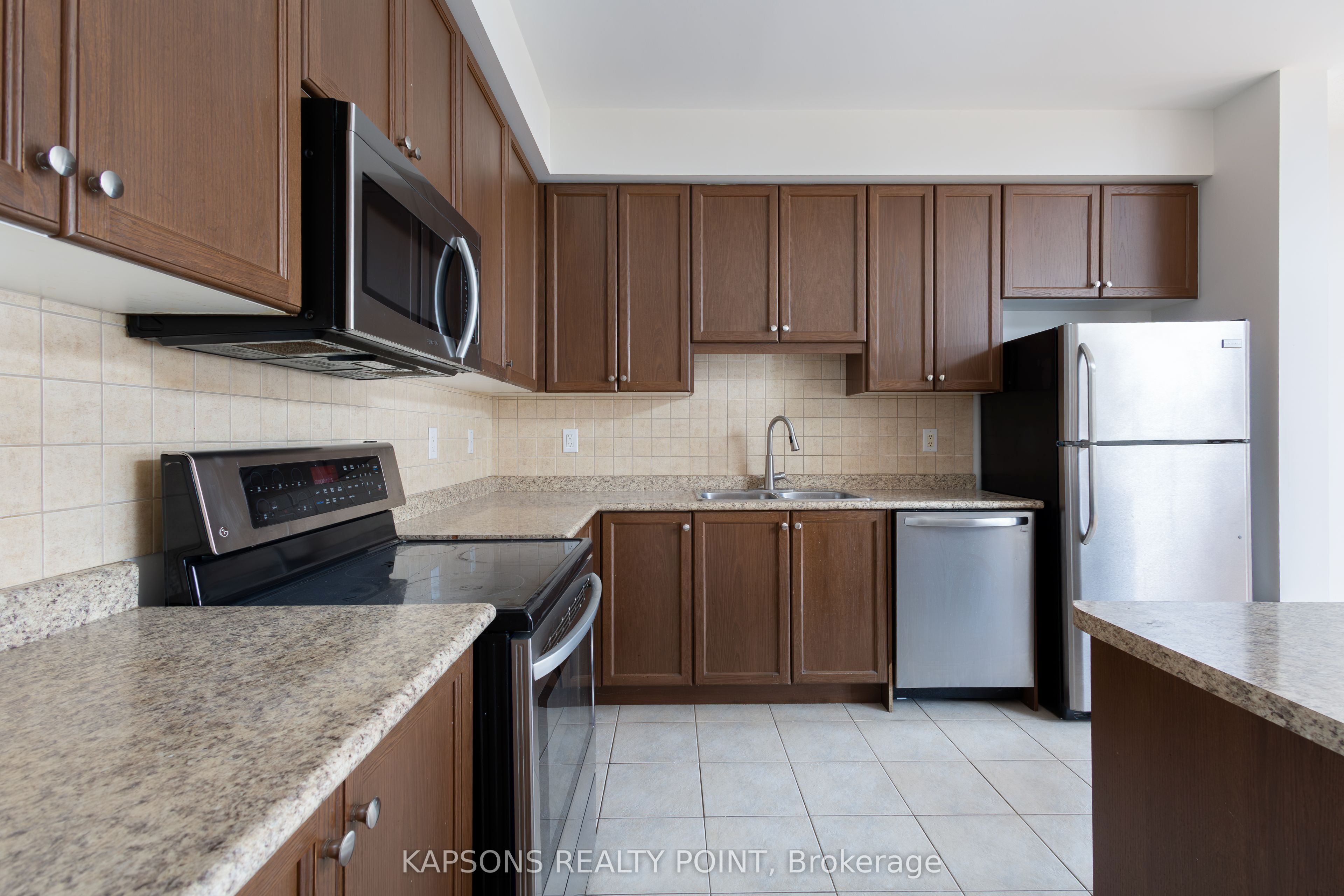 43 Waterville Way Property Photo 16