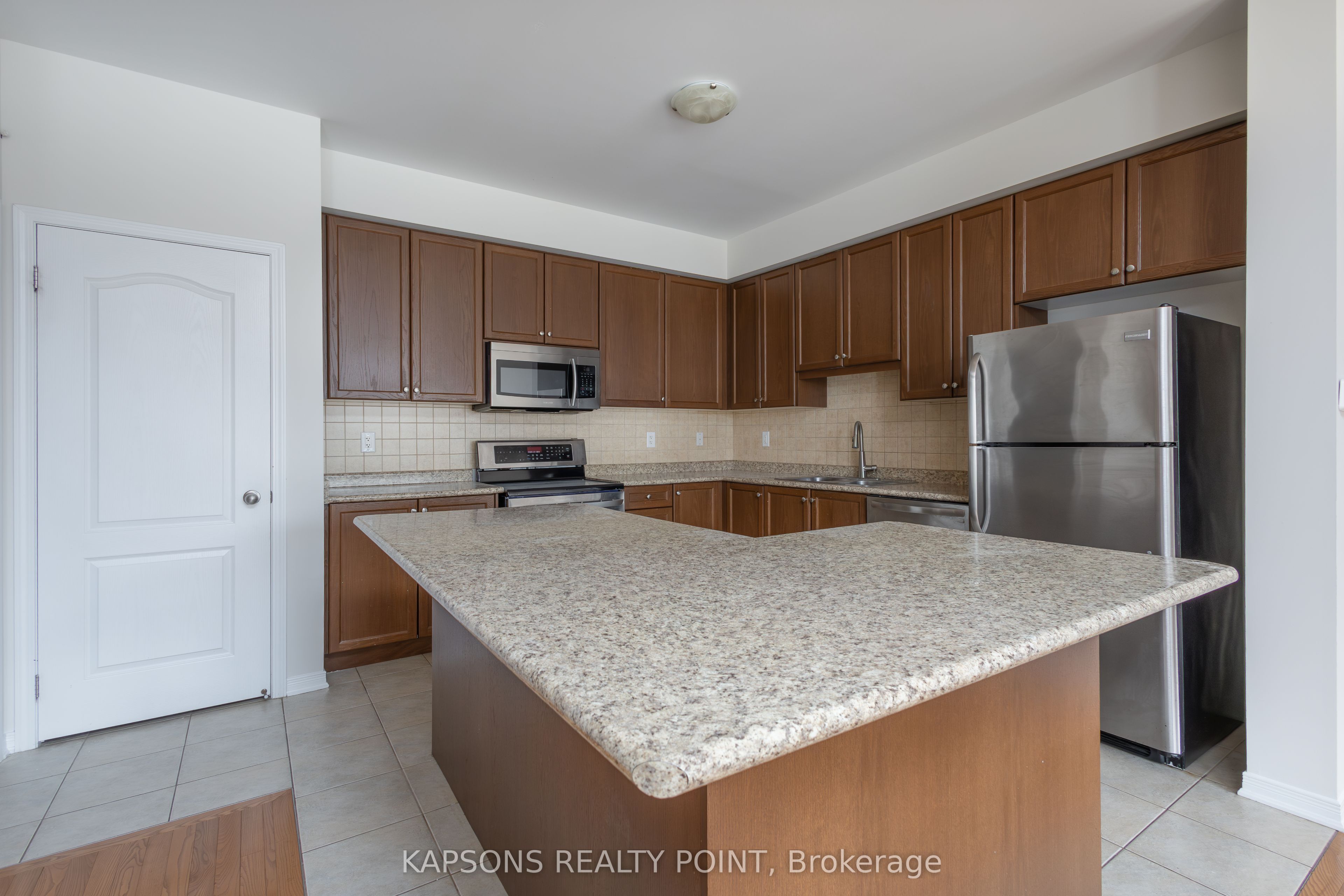 43 Waterville Way Property Photo 17