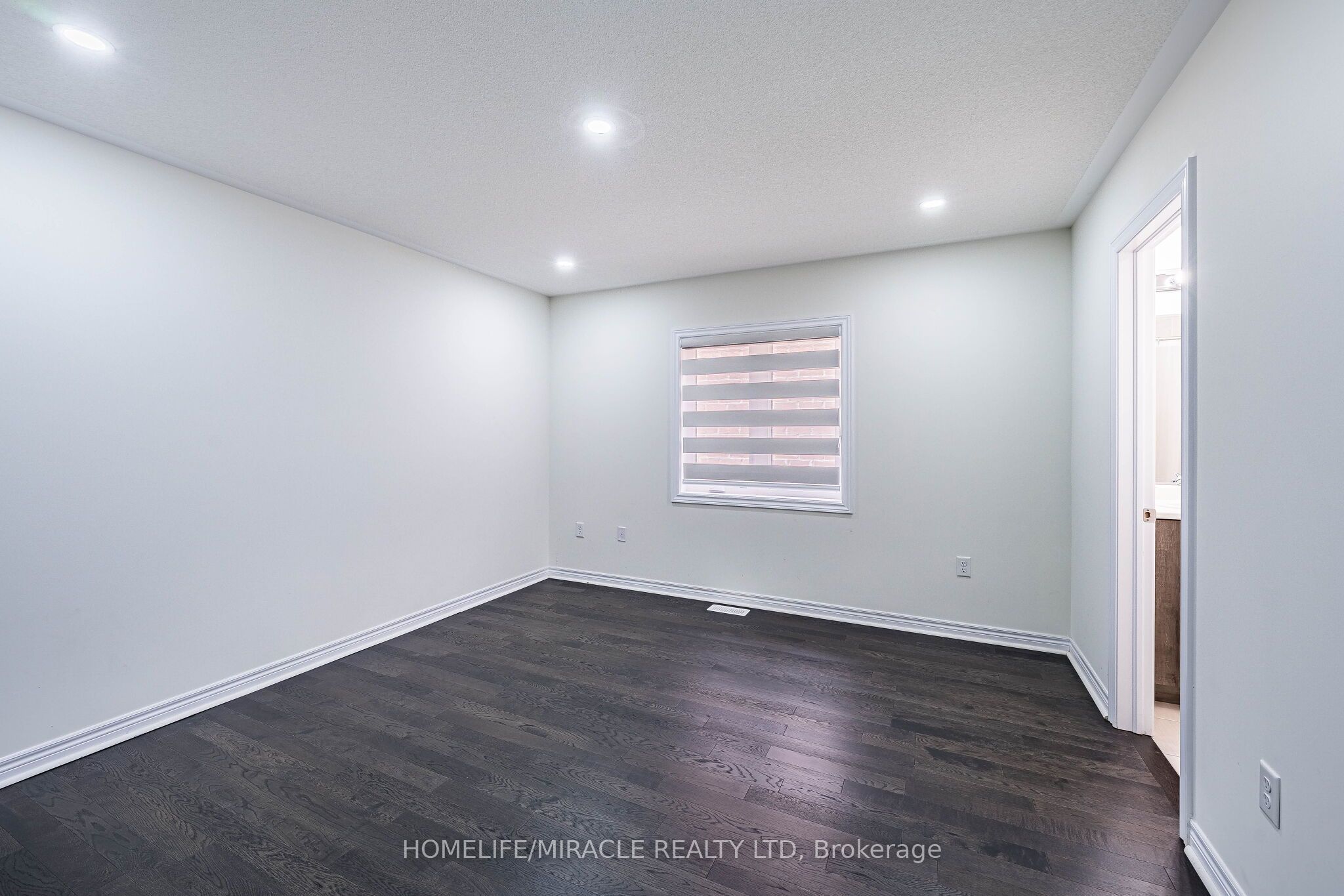 21 Junior Road Property Photo 30