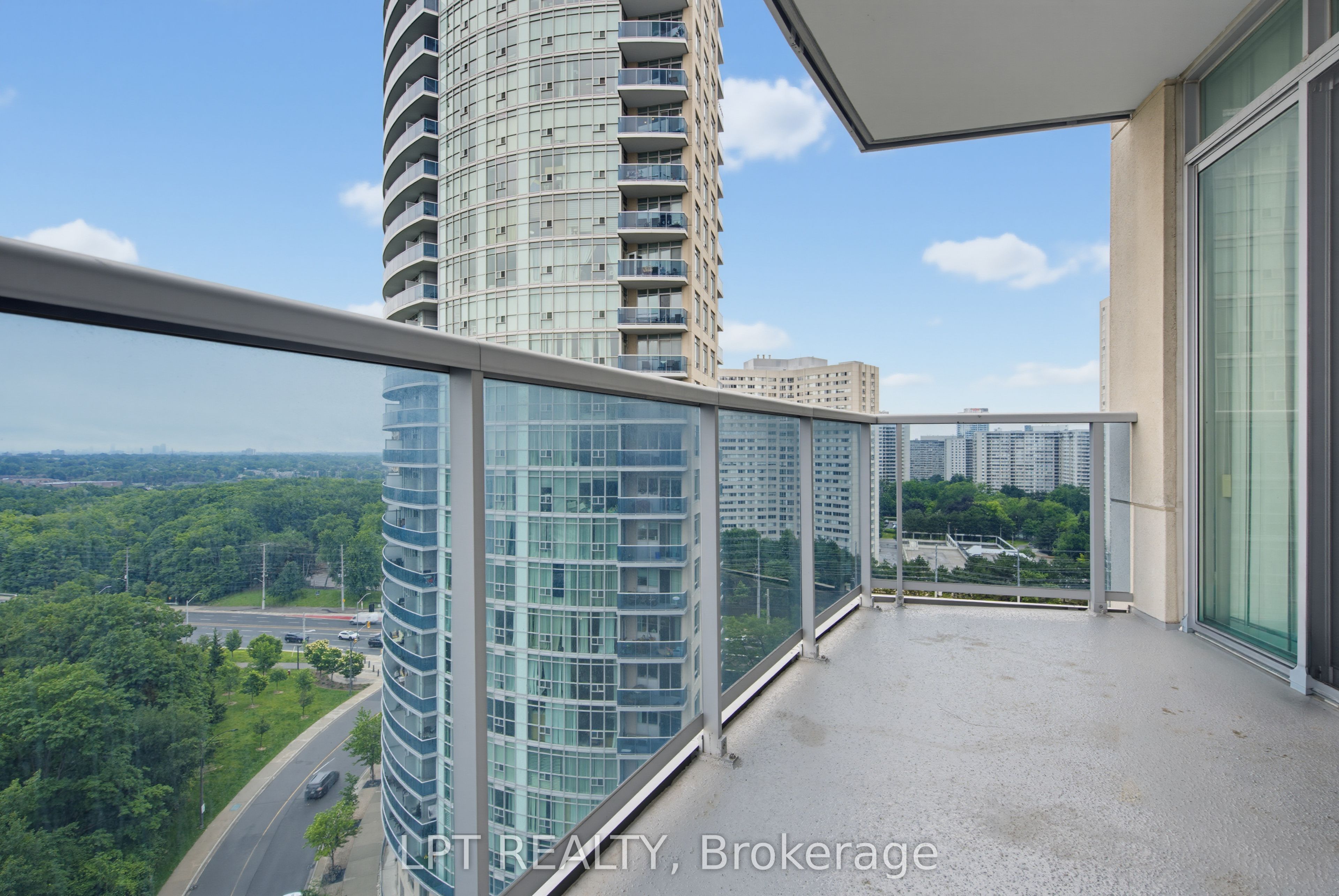 80 Absolute Avenue 1303 Property Photo 12
