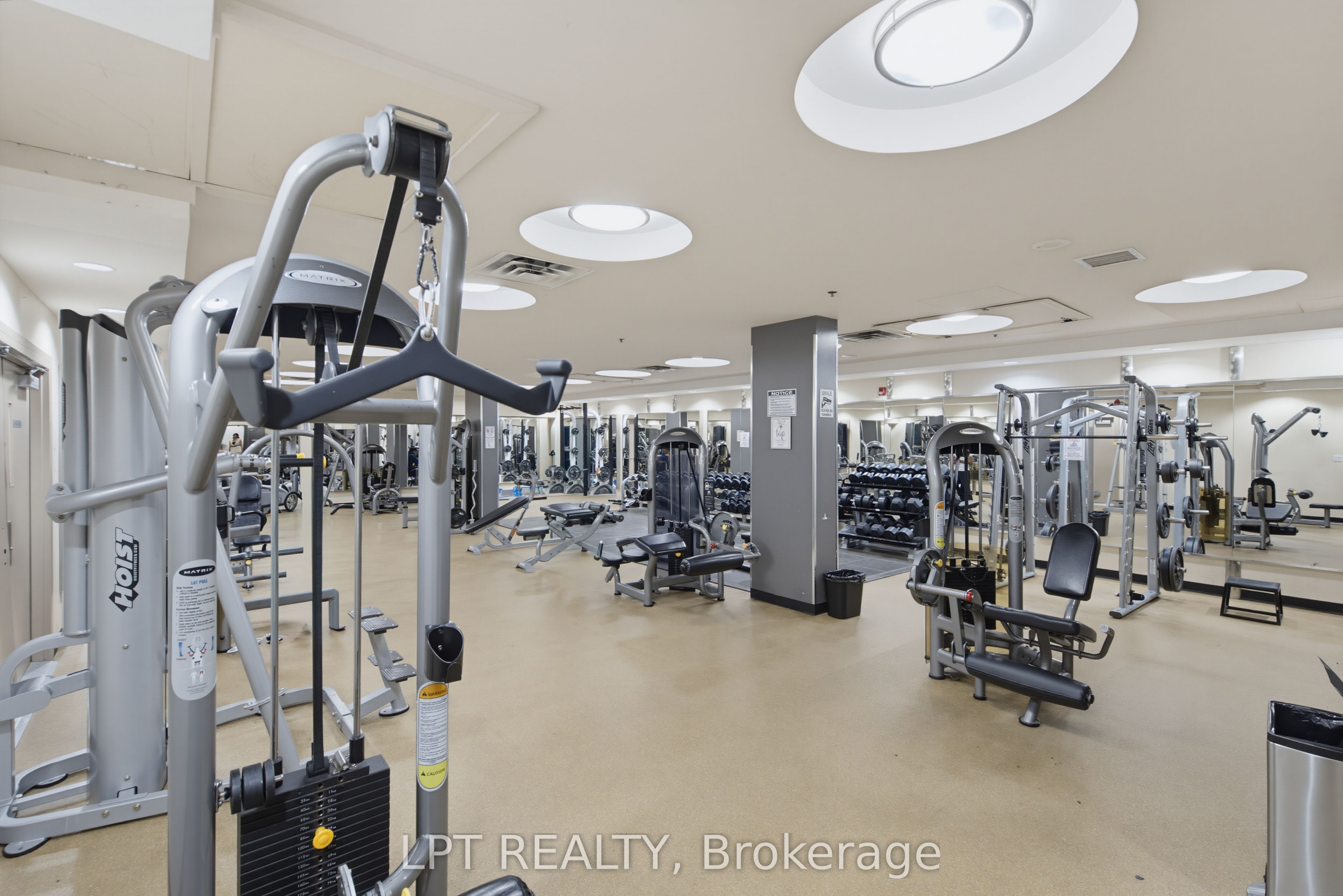 80 Absolute Avenue 1303 Property Photo 16
