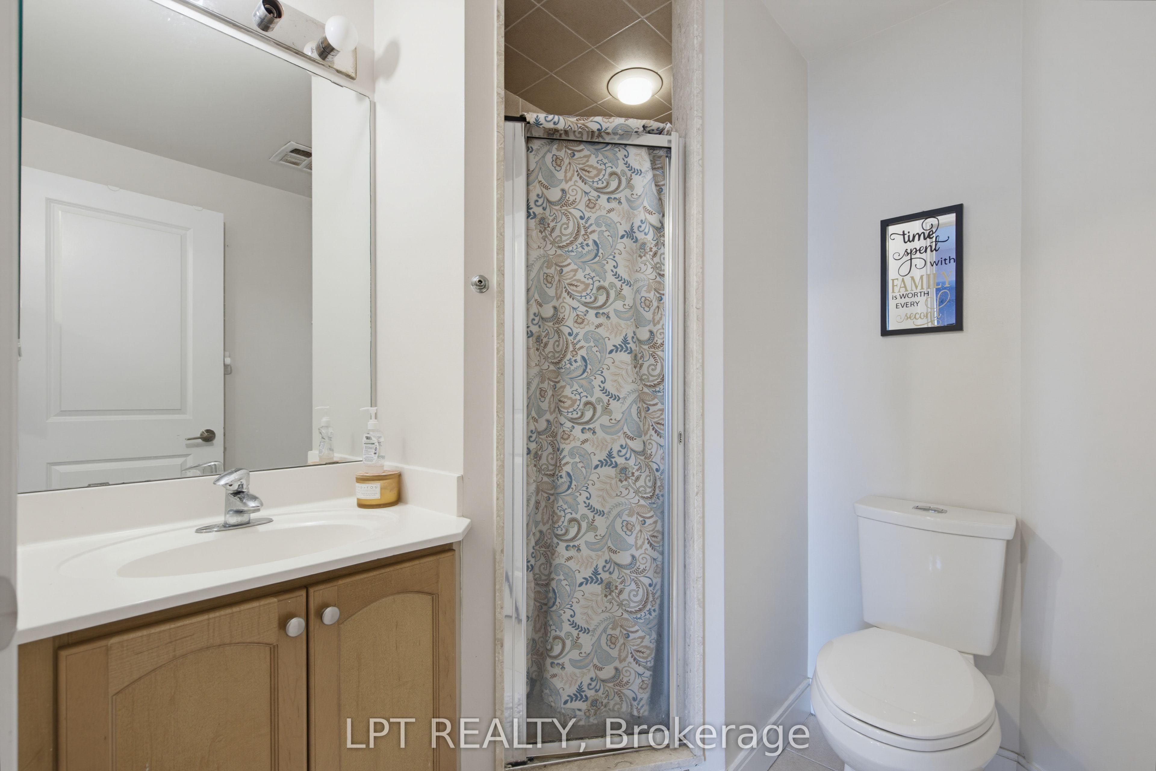 80 Absolute Avenue 1303 Property Photo 22