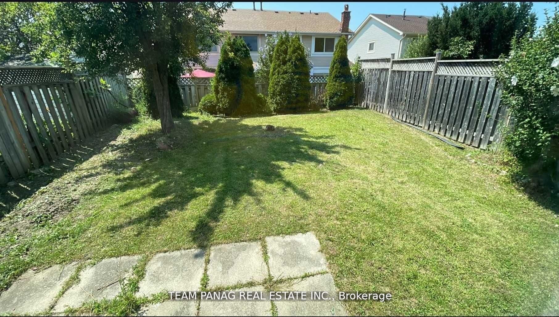 273 Hansen Road N Property Photo 31