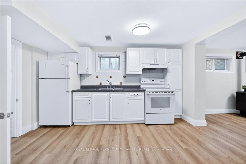 65 Glenmanor Drive Lower Property Photo 4