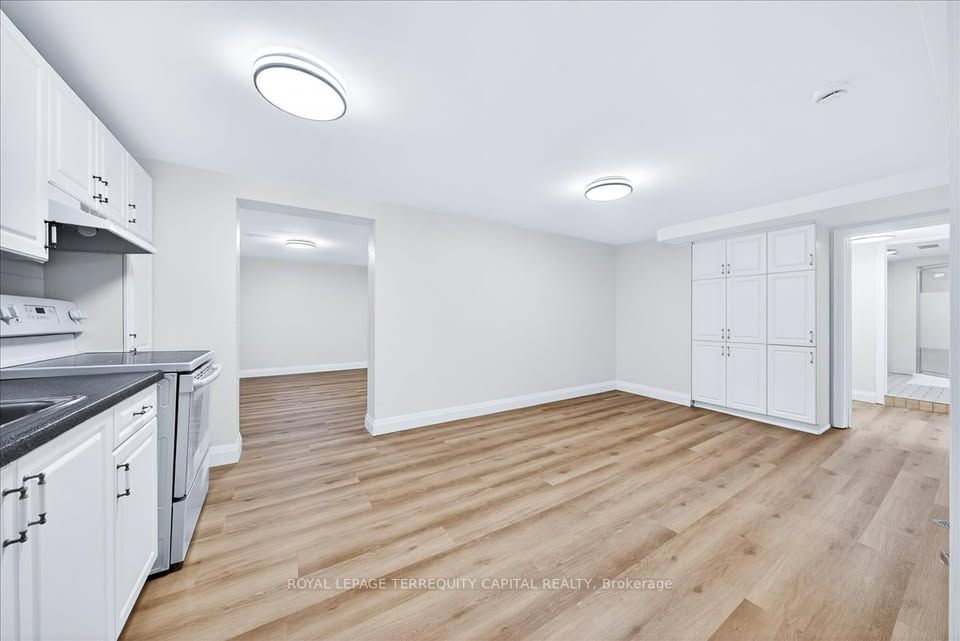 65 Glenmanor Drive Lower Property Photo 7