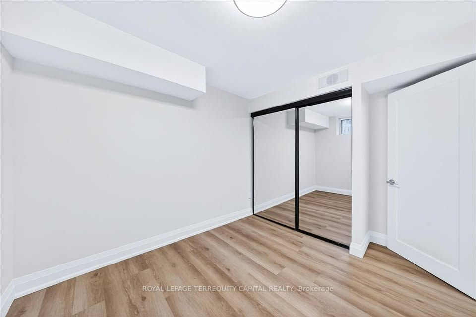 65 Glenmanor Drive Lower Property Photo 11