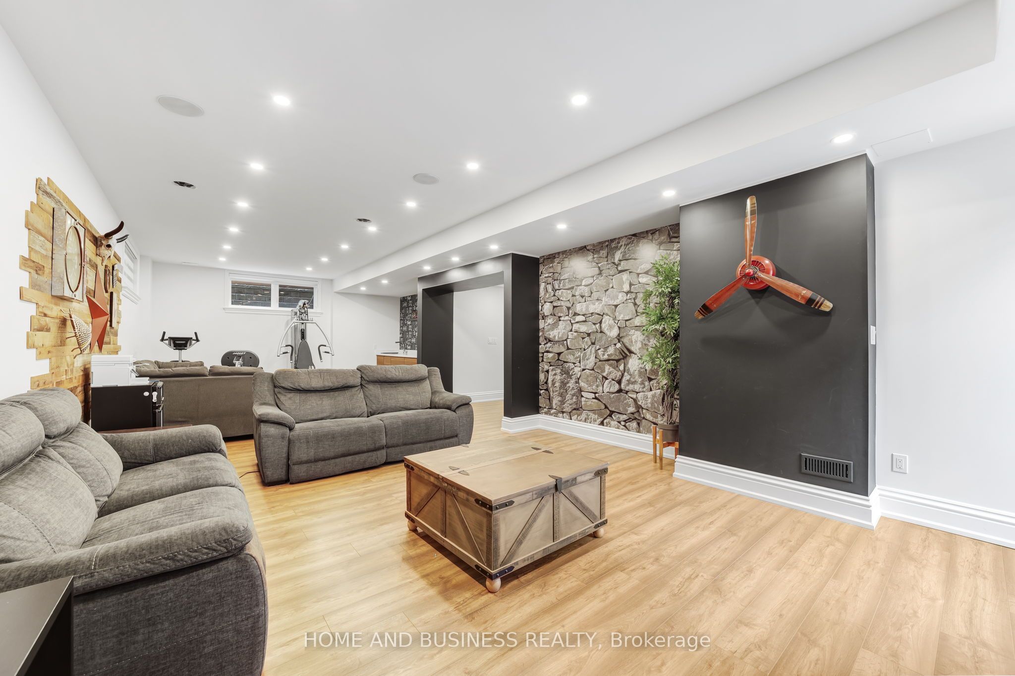 442 Sherin Drive Property Photo 24