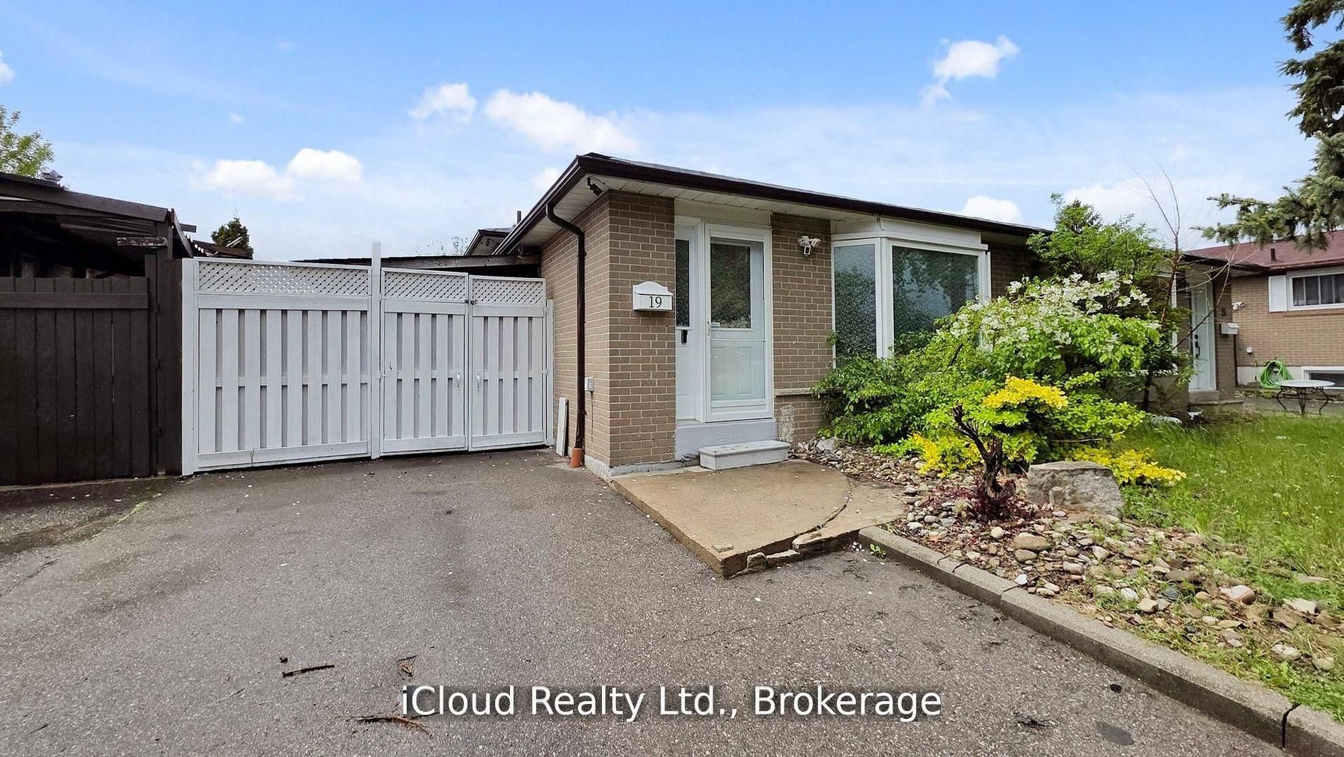 19 Flamingo Crescent Property Photo 1