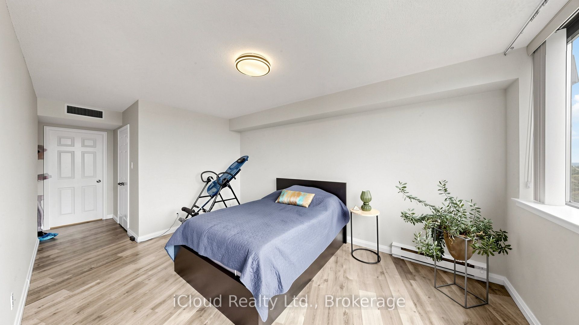 1230 Marlborough Court 1005 Property Photo 18