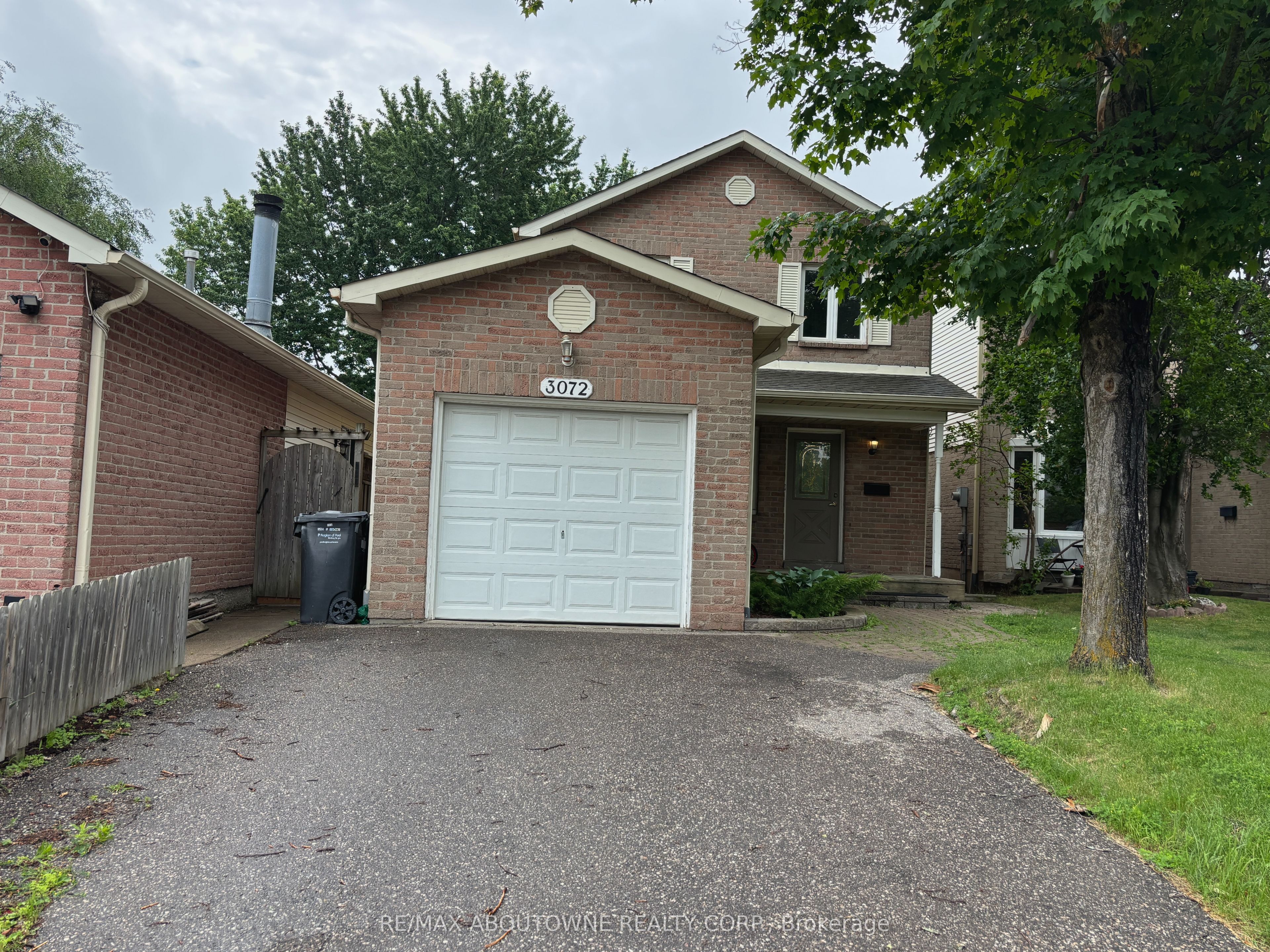 3072 Patrick Crescent Property Photo 1