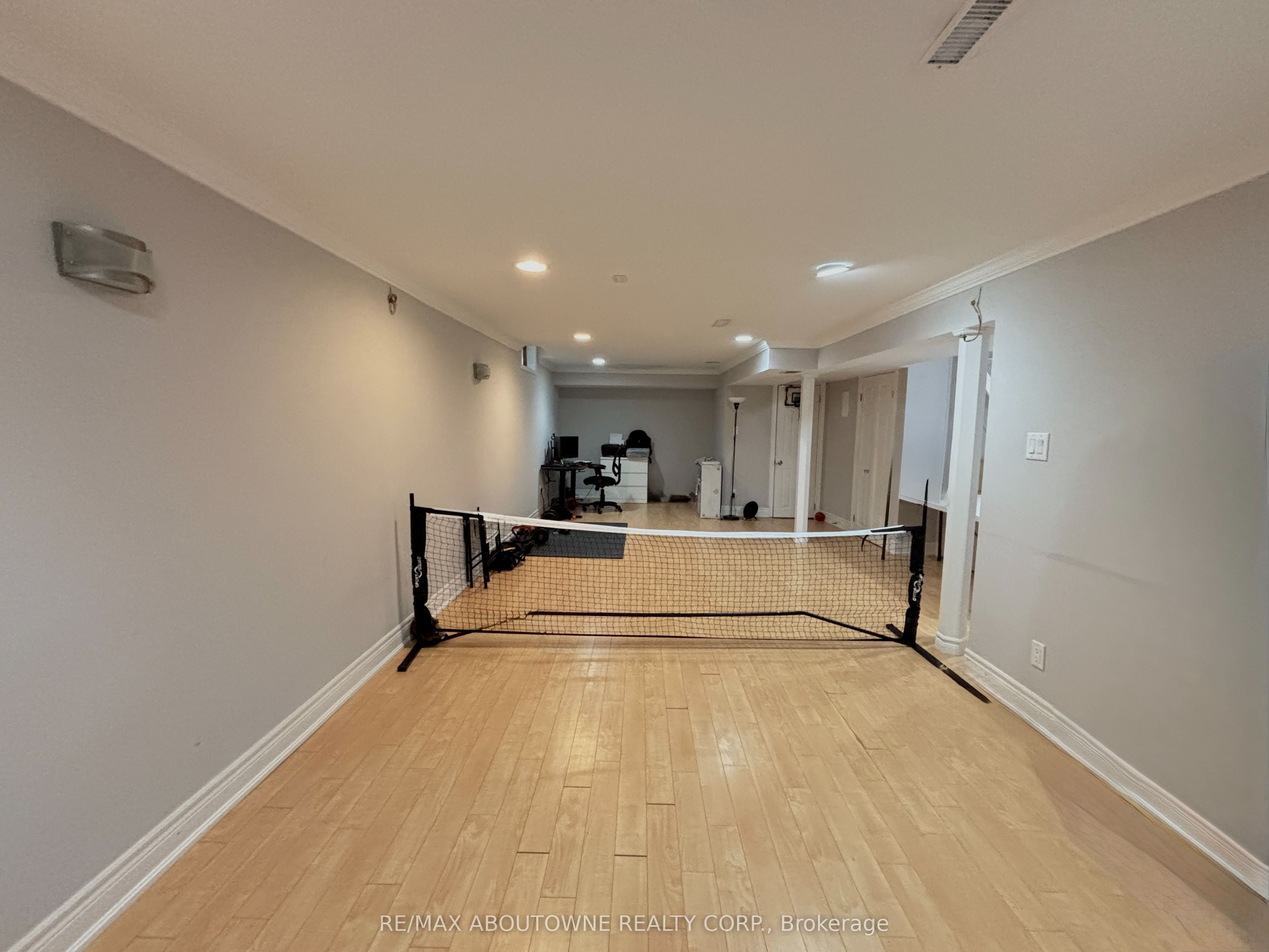 3072 Patrick Crescent Property Photo 22