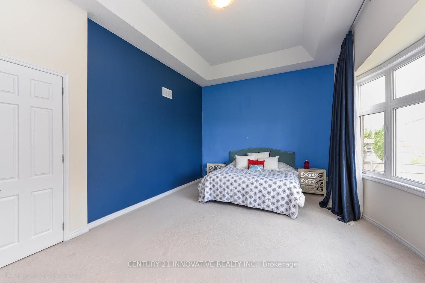 13 Royal West Drive Property Photo 26