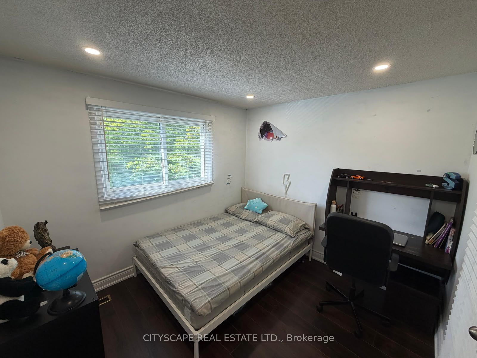 3346 Chokecherry Crescent Property Photo 21
